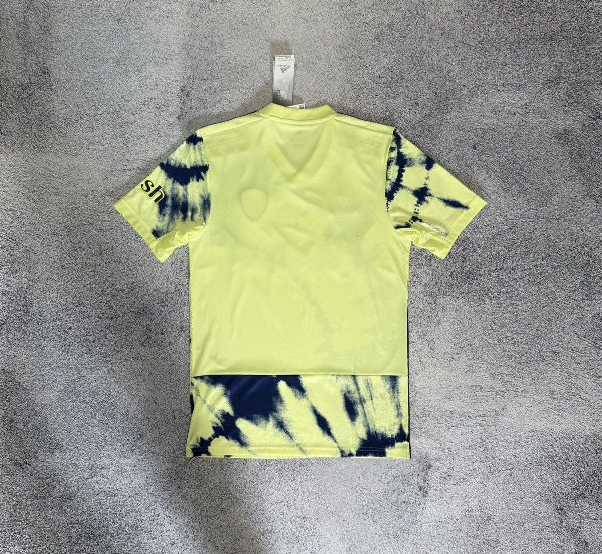 Adidas Adidas Leeds United Away Jersey 22/23 HC1080 SBOTOP MenS New Size US S / EU 44-46 / 1 - 2 Thumbnail
