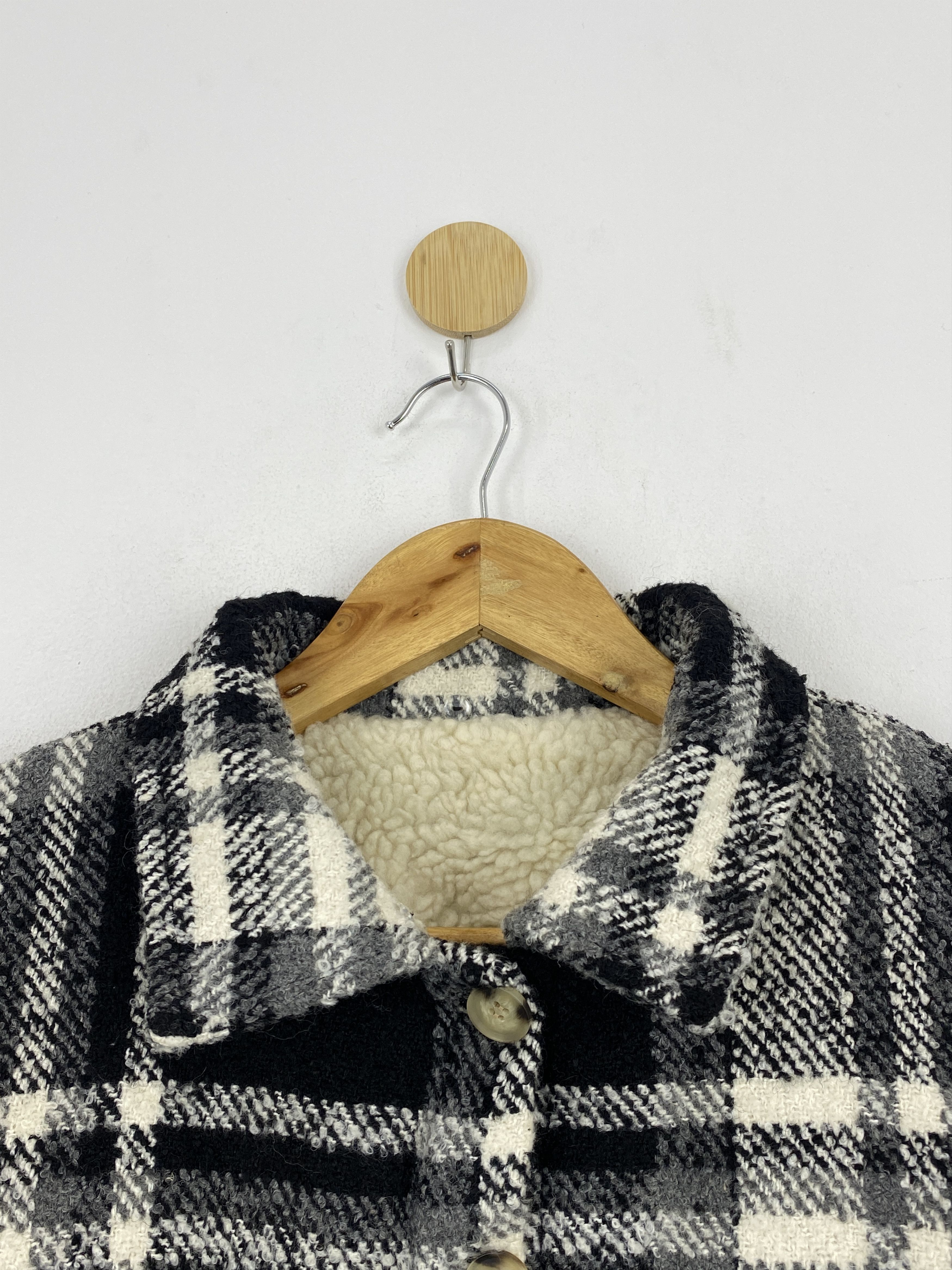 Japanese Brand Vintage 80s Japanese Brand Sherpa Wool Shadow Jacket J1891 Size US M / EU 48-50 / 2 - 7 Thumbnail