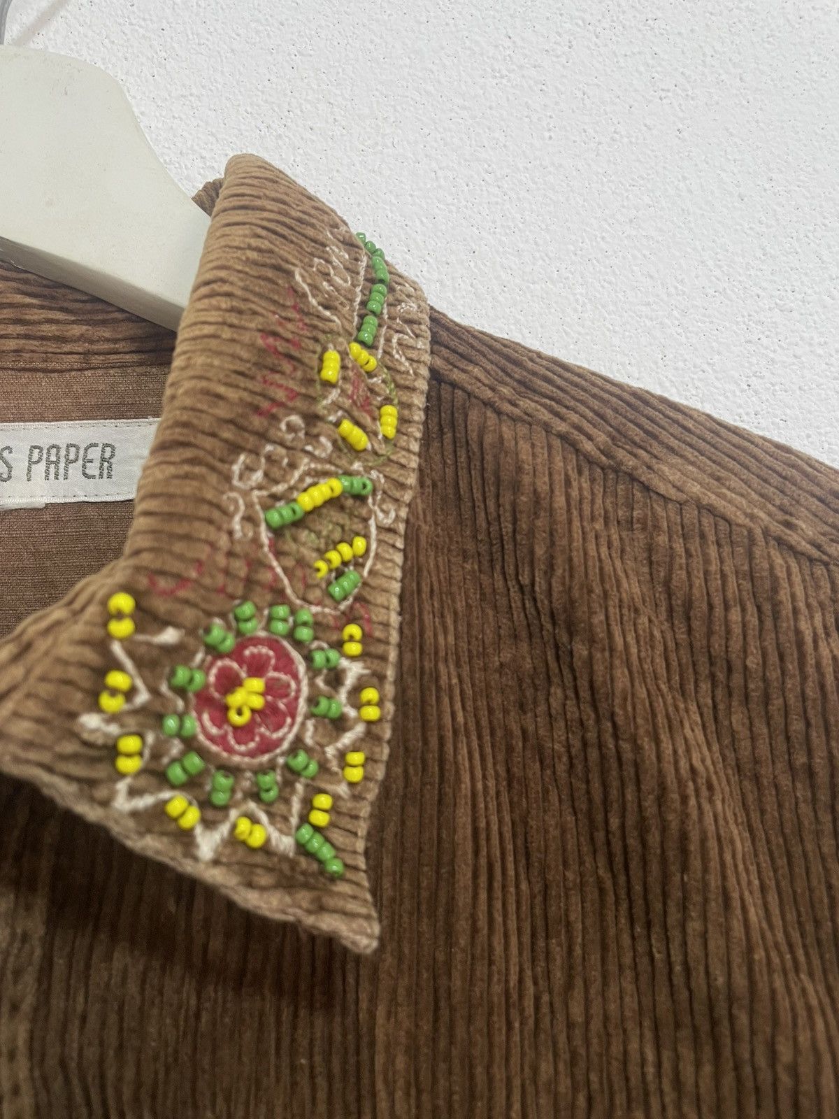 Vintage vintage news paper beaded collar bohemian corduroy shirt Size US L / EU 52-54 / 3 - 2 Thumbnail