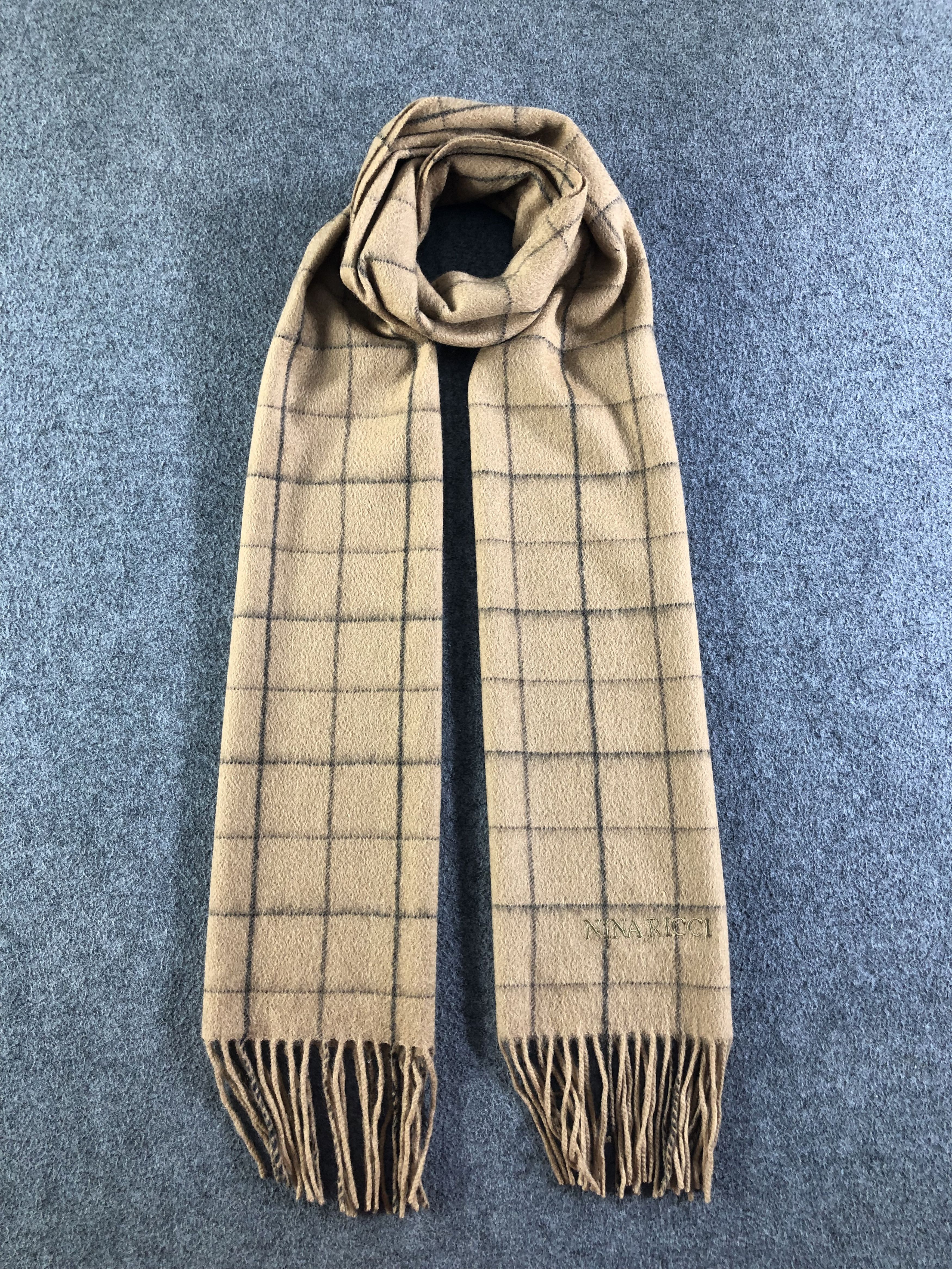 Nina Ricci Nina Ricci Scarf / Muffler / Neckwear SS1445 Size ONE SIZE - 1 Thumbnail