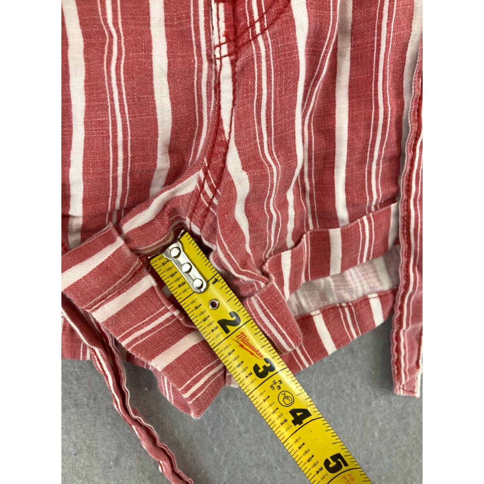 American Eagle Outfitters American Eagle Shorts Womens 10 Red Stripe Paperbag Belted Size 32" / US 10 / IT 46 - 4 Thumbnail