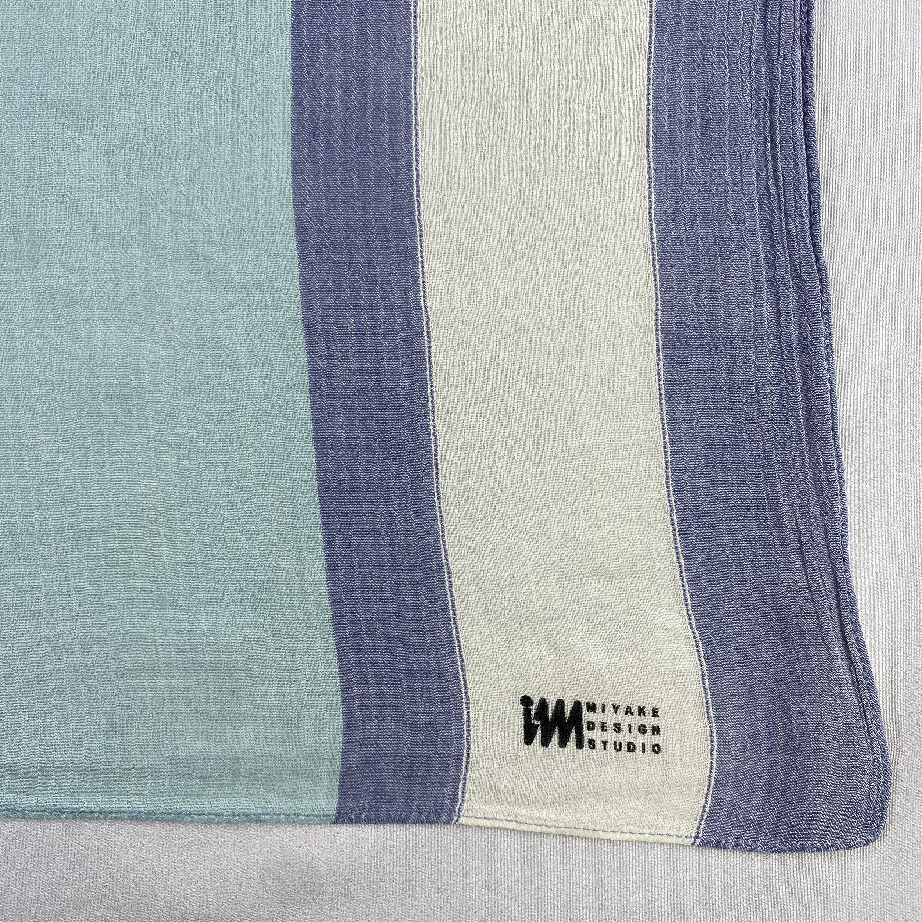 Issey Miyake × Vintage Issey Miyake Bandana/ Handkerchief / Neckerchief-P1419 Size ONE SIZE - 3 Thumbnail