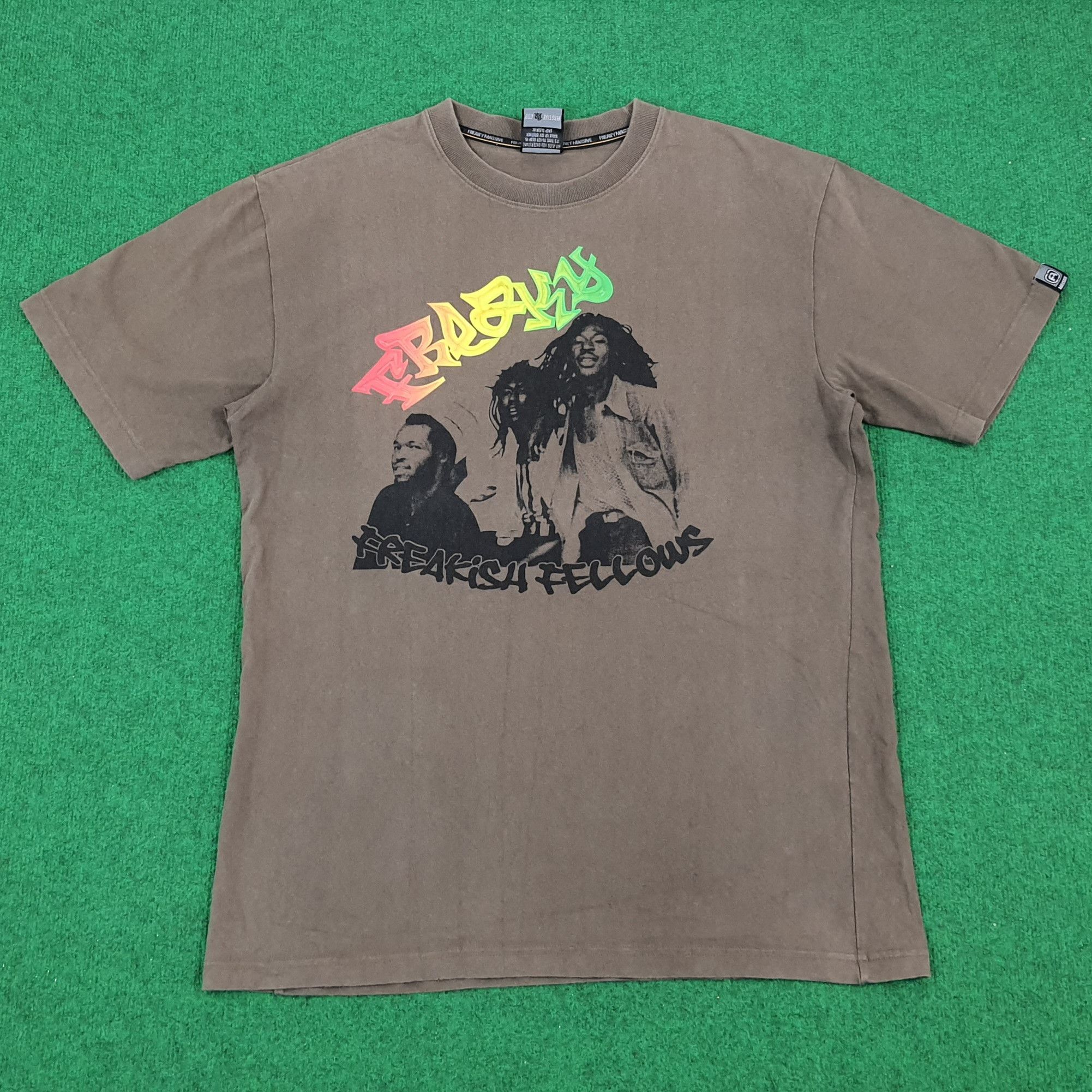 Vintage Vintage Freaky Massive Freakish Fellow Tshirt Size US XL / EU 56 / 4 - 1 Thumbnail