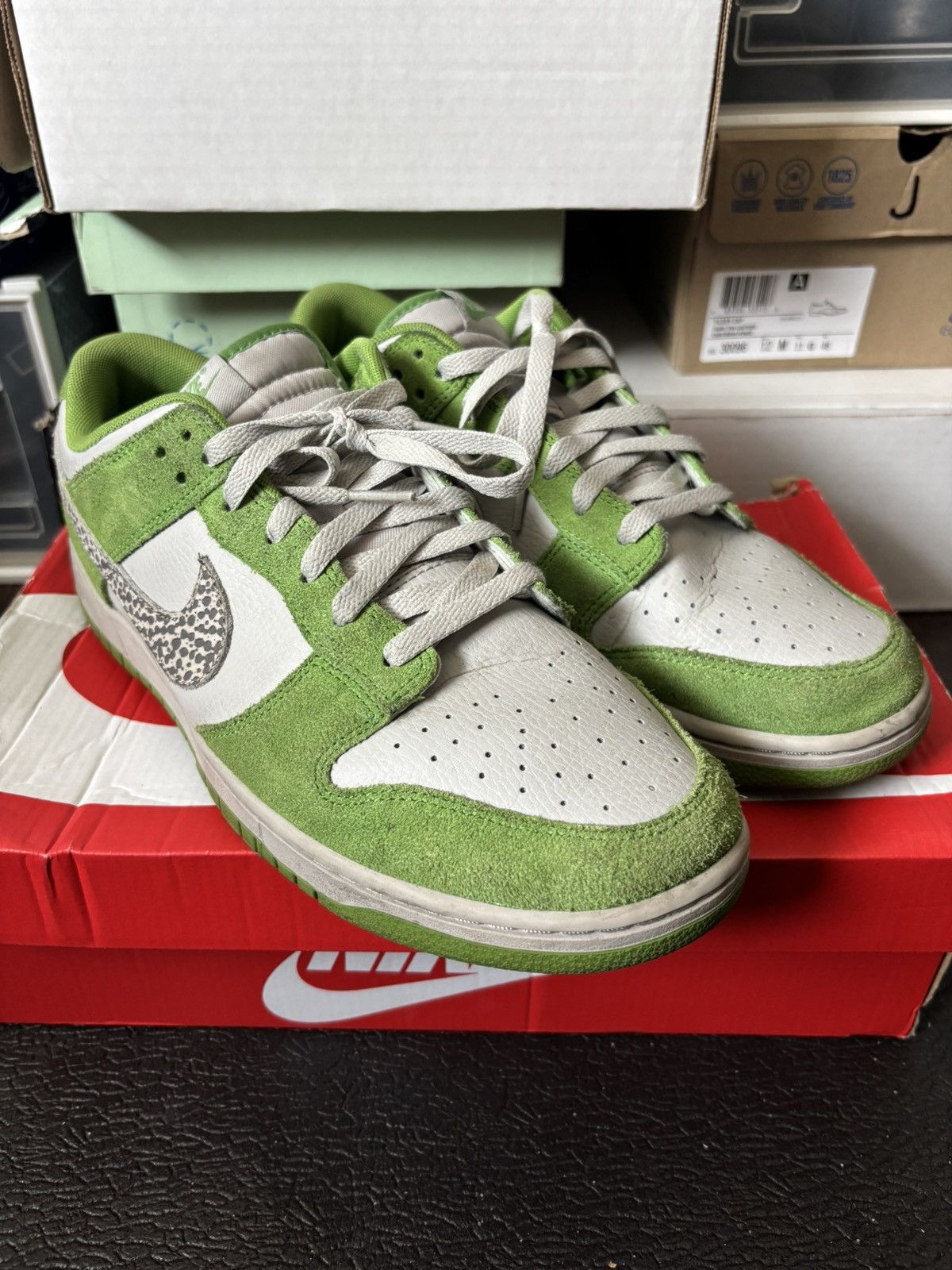 Nike SB Nike SB Dunk Low AS (Safari Swoosh Chlorophyll) Size US 12 / EU 45 - 2 Thumbnail