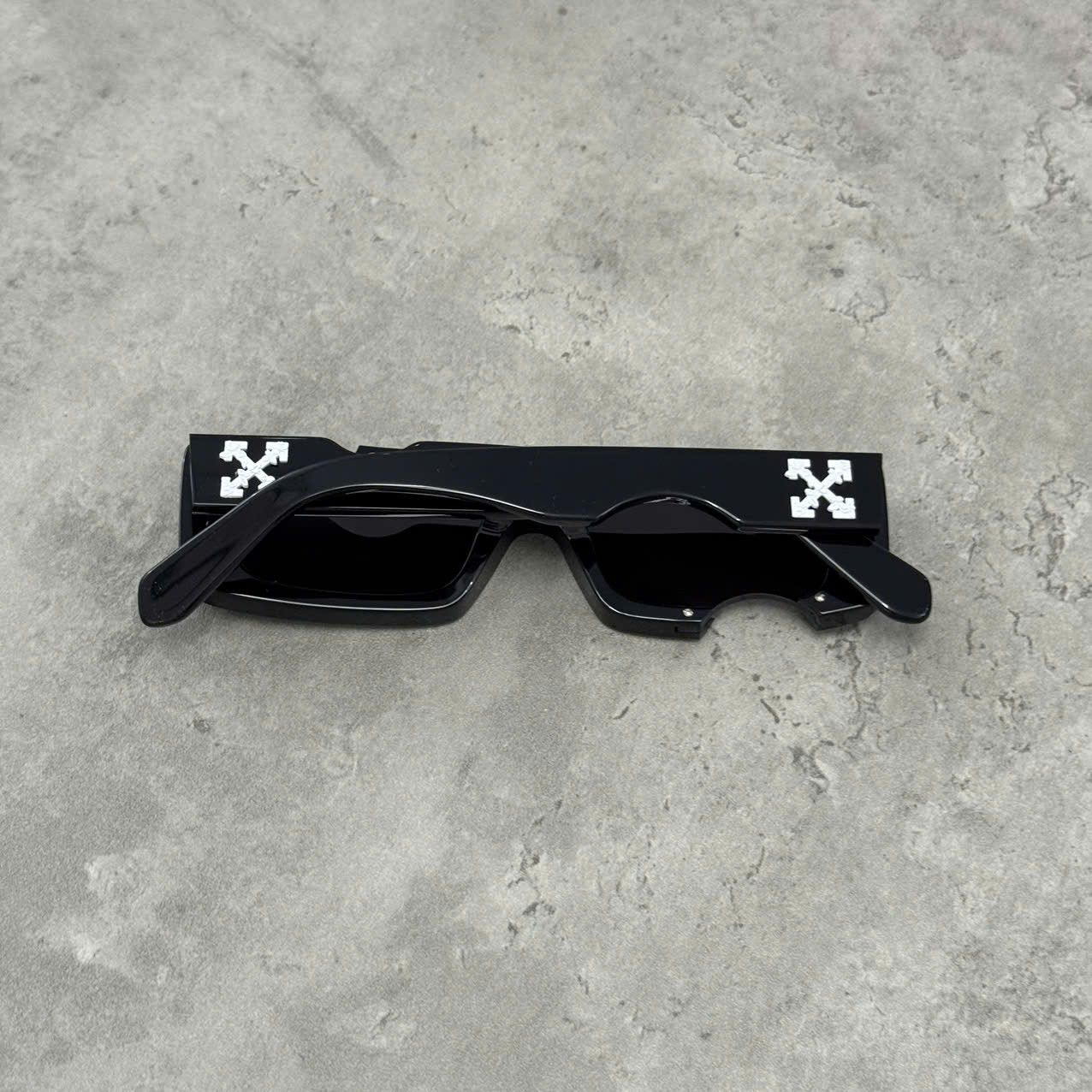 Off-White OFF WHITE Cady Cut-Out Rectangular-Frame Sunglasses Size ONE SIZE - 4 Thumbnail