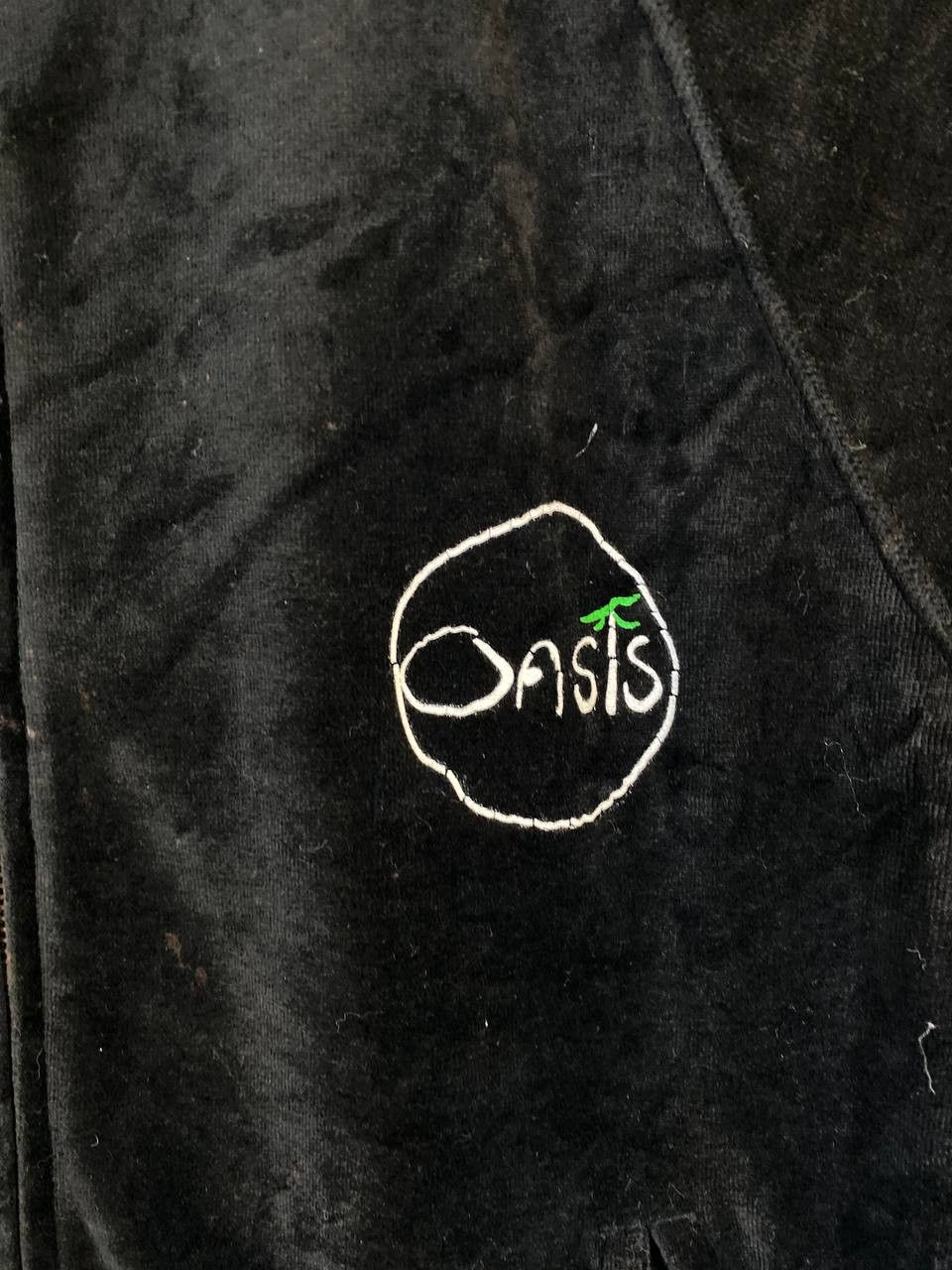 Band Tees oasis black velvet jacket nice design Size US S / EU 44-46 / 1 - 3 Thumbnail
