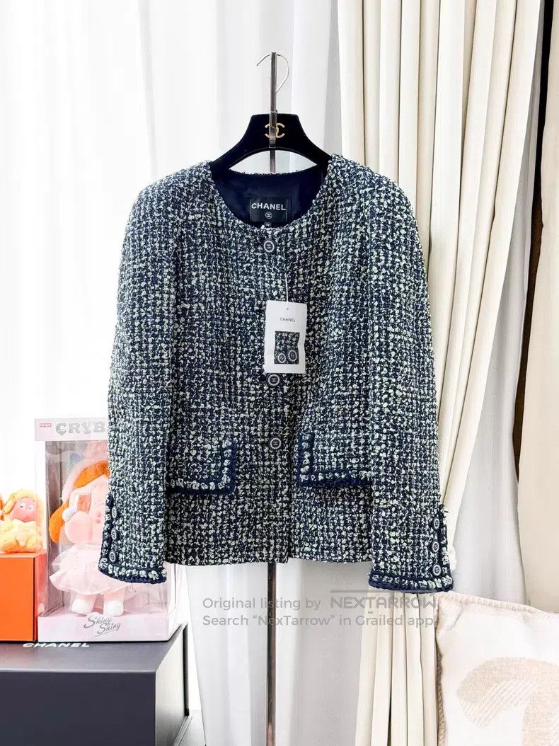 Chanel Chanel Green tweed braided long-sleeved soft coat Size XS / US 0-2 / IT 36-38 - 1 Thumbnail