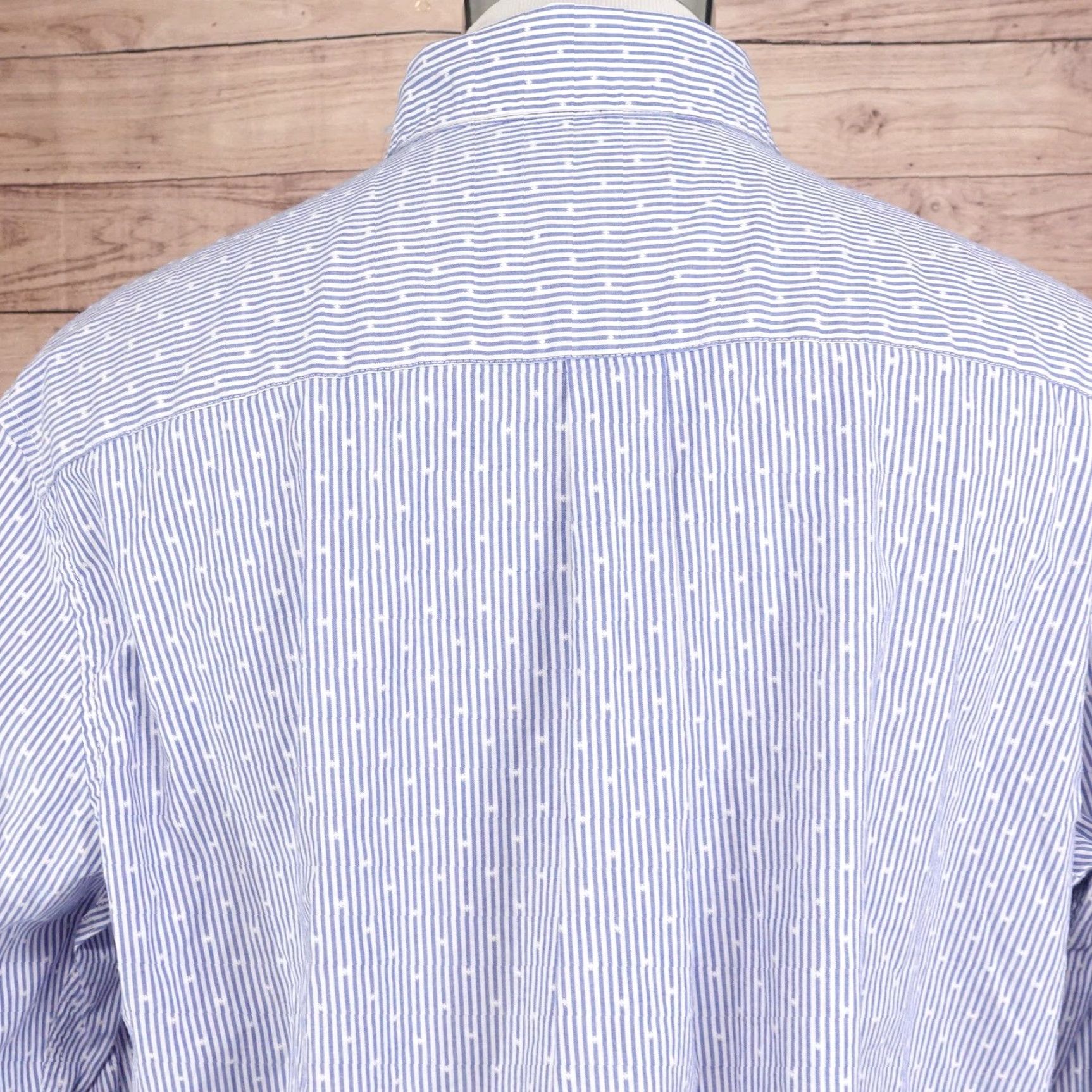 Chaps Chaps Shirt Mens XL Blue Stripe Long Sleeve Button-Down Stretch Easy Care Casual Size US XL / EU 56 / 4 - 5 Thumbnail
