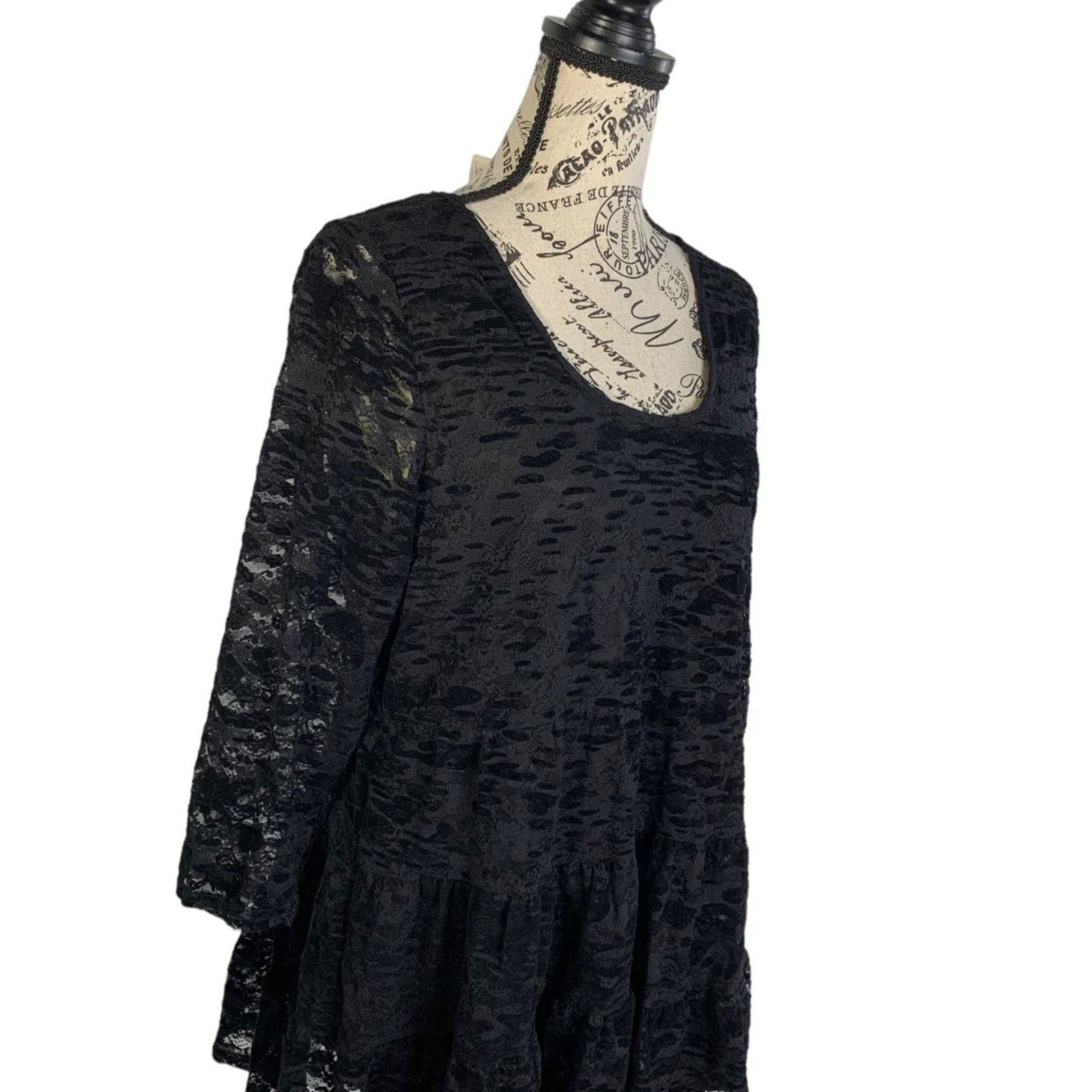 American Rag American Rag Women 's XL Top Black Retro Lace 3/4 Sleeve Size XL / US 12-14 / IT 48-50 - 3 Thumbnail