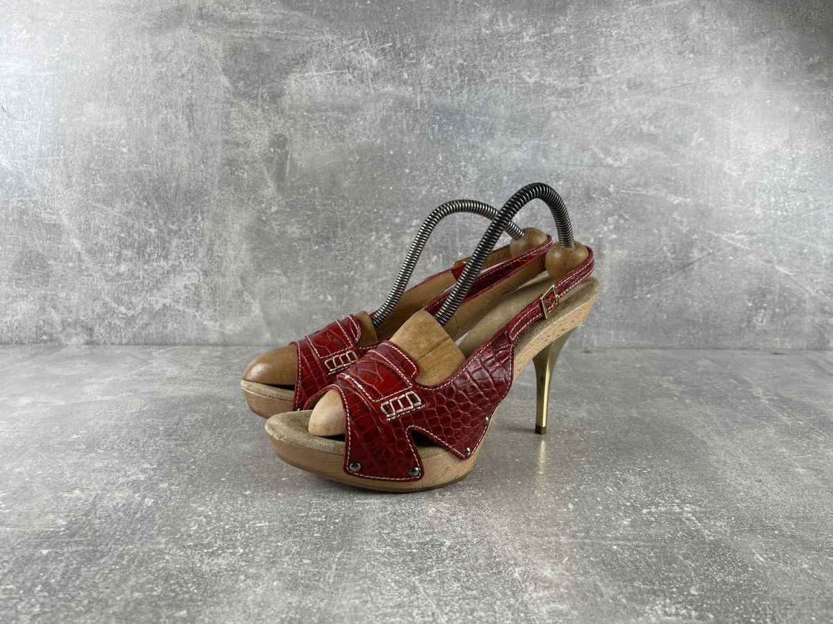 Dsquared2 Vintage Dsquared Archives Red Wood Platform Slingback Heels Size US 9 / IT 39 - 1 Thumbnail