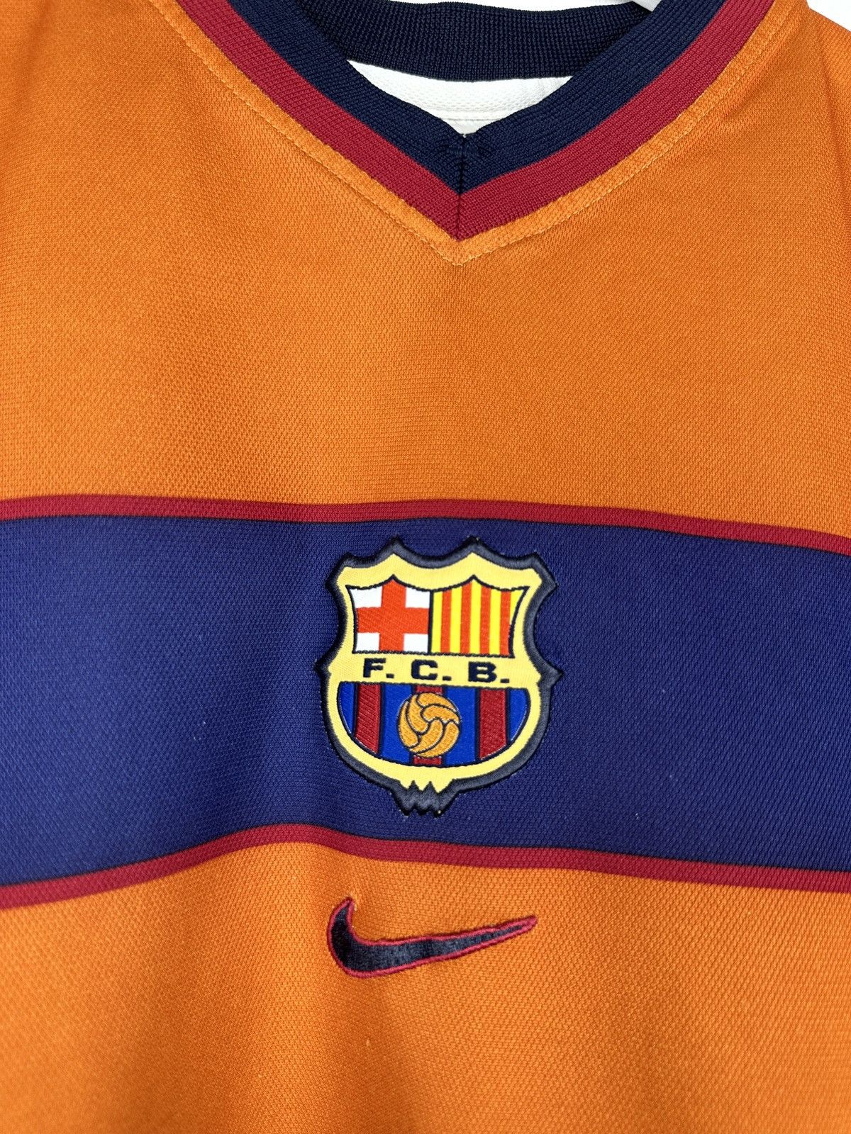 Nike Barcelona 1998 Away Soccer Jersey Football Shirt Size US S / EU 44-46 / 1 - 2 Thumbnail
