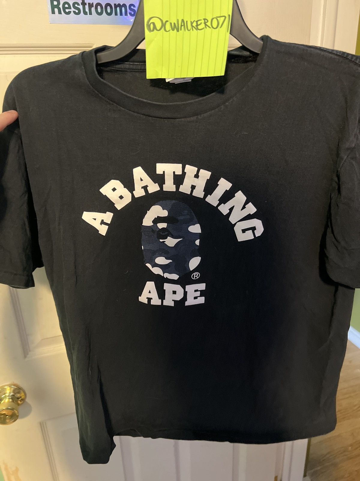Bape A bathing ape head tee Size US L / EU 52-54 / 3 - 1 Thumbnail