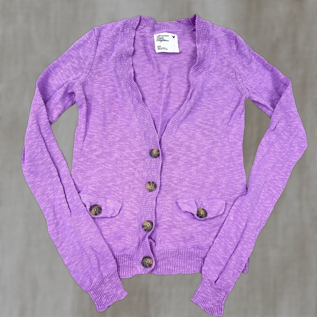 American Eagle Outfitters VINTAGE American Eagle Outfitters Cardigan Sweater Women S Purple V Neck Lightweight Size S / US 4 / IT 40 - 1 Thumbnail
