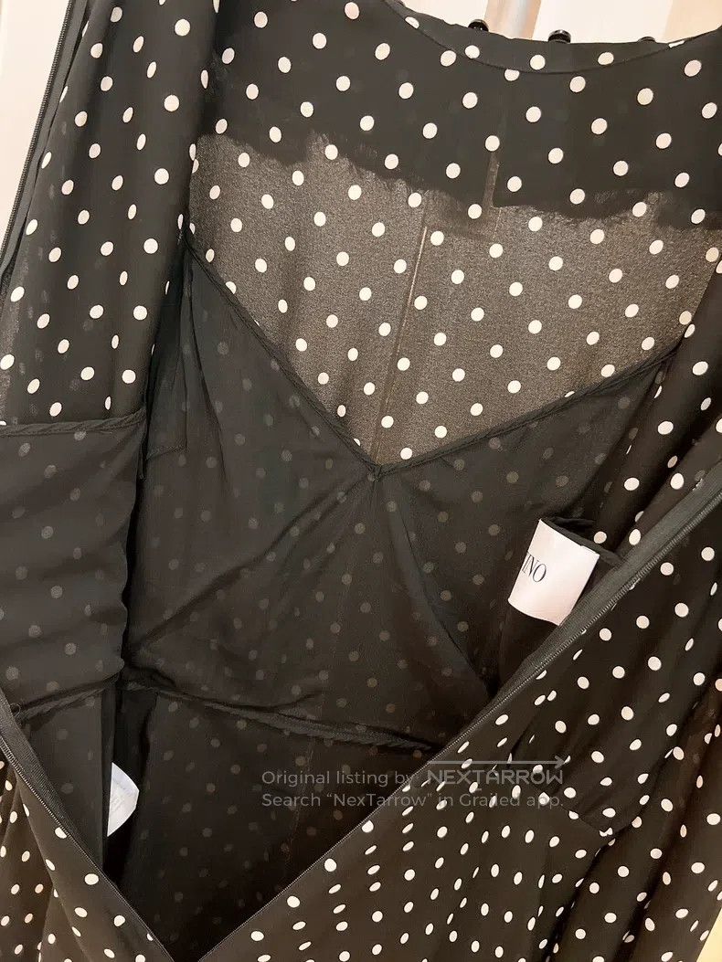 Valentino Valentino Black and white polka dot silk dress Size M / US 6-8 / IT 42-44 - 7 Thumbnail