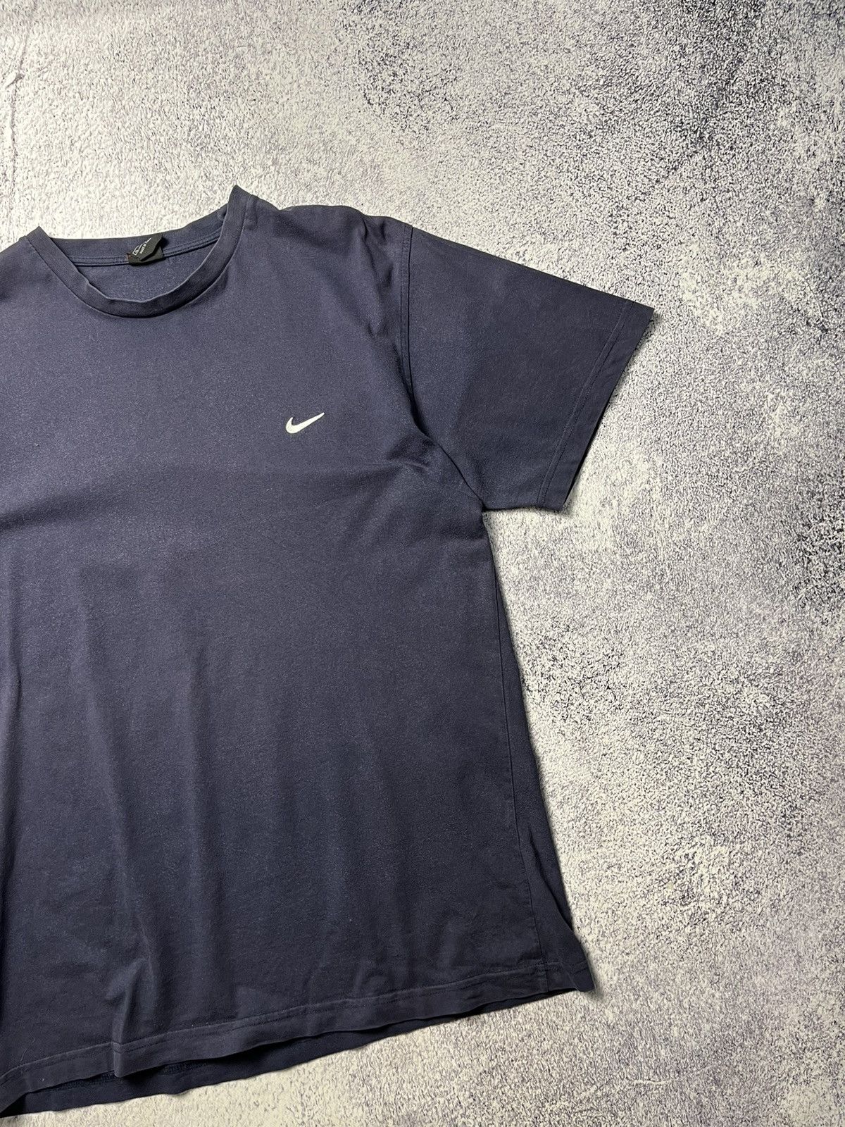 Nike Vintage THRASHED Nike Distressed Tee Shirt Mini Check Size US XL / EU 56 / 4 - 4 Thumbnail