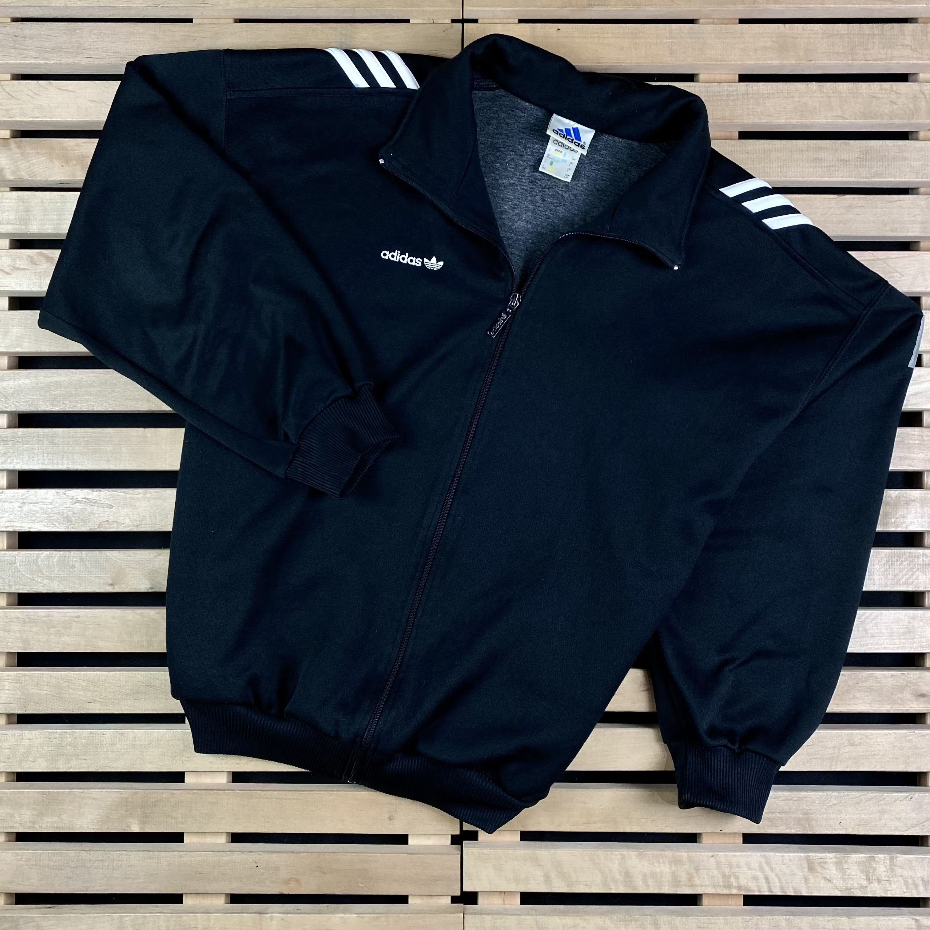 Adidas × Vintage Men’s Bomber Jacket Adidas Vintage Size L Size US L / EU 52-54 / 3 - 1 Thumbnail