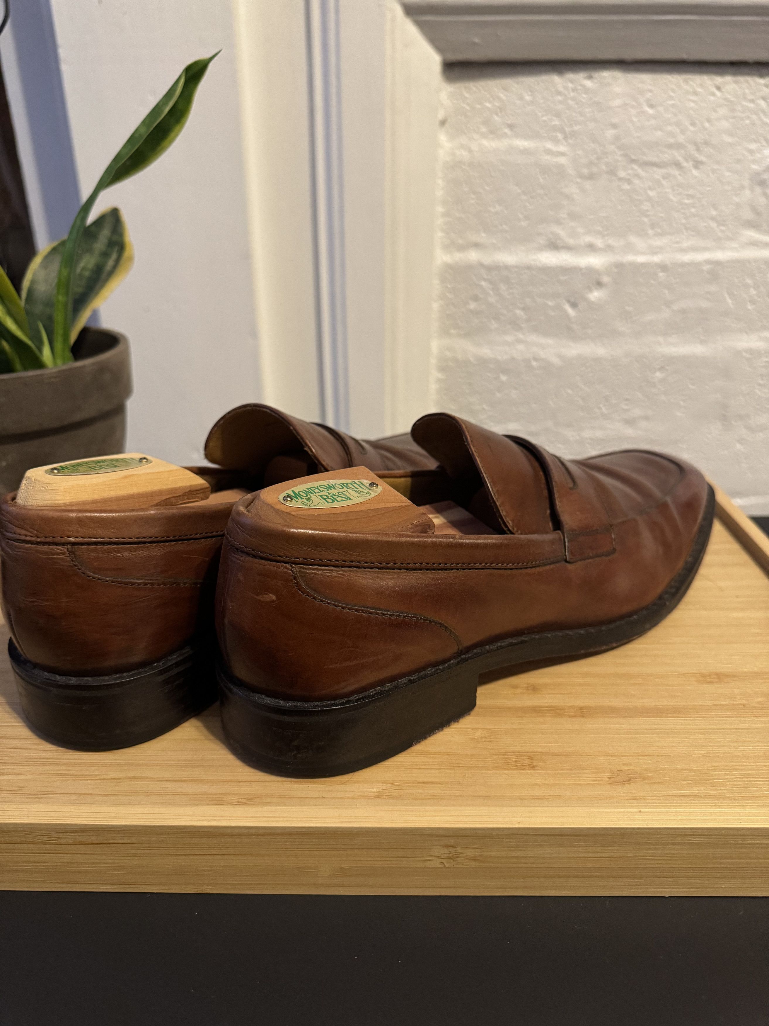 Cole Haan Cole Haan Old School Leather Loafer Size US 10 / EU 43 - 3 Thumbnail