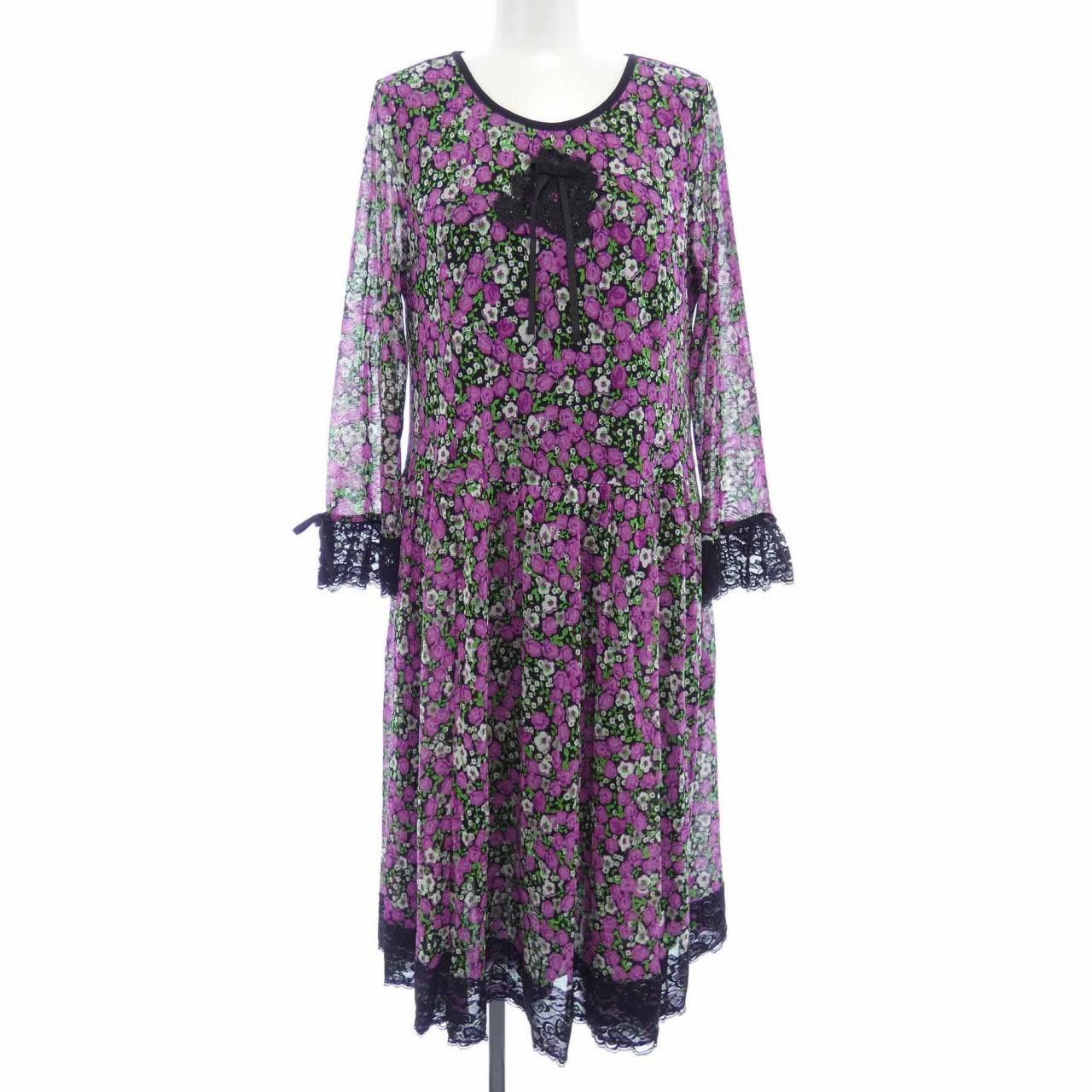 Other Other Super Beauty Dress Others Dresses DUTY FREE for USA Size ONE SIZE - 1 Thumbnail