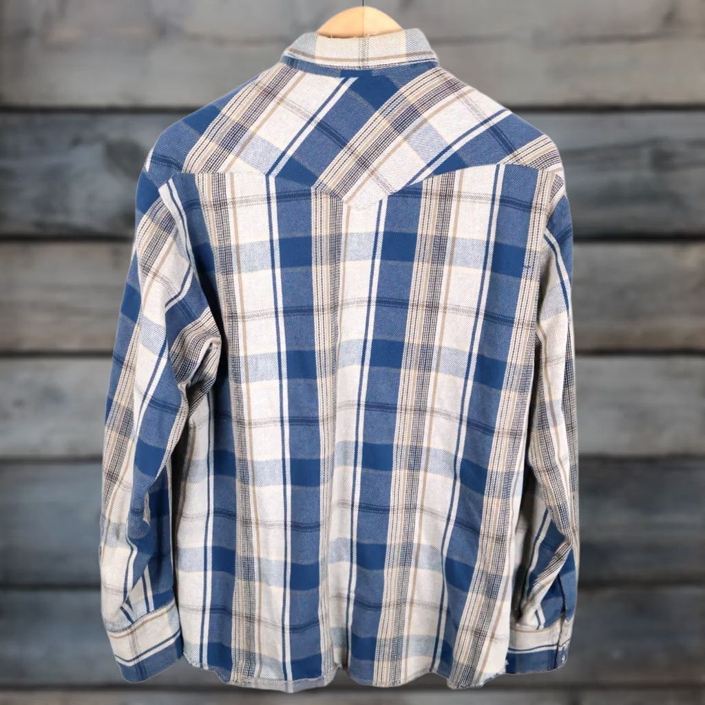 Wrangler VINTAGE Wrangler Western Shirt Men's L Gray Blue Plaid Pearl Snap VTG Size US L / EU 52-54 / 3 - 1 Thumbnail