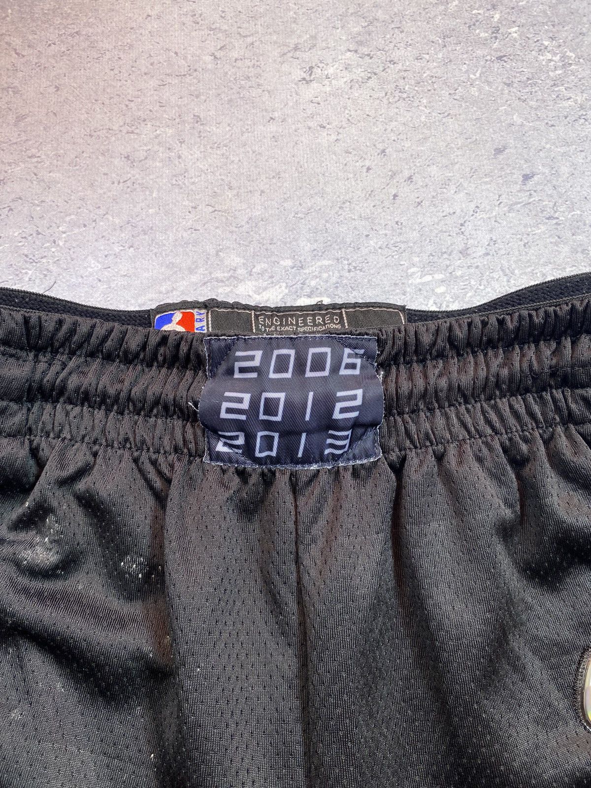 NBA × Nike Nike NBA Miami Heat Men’s Basketball Shorts Size US 36 / EU 52 - 9 Thumbnail