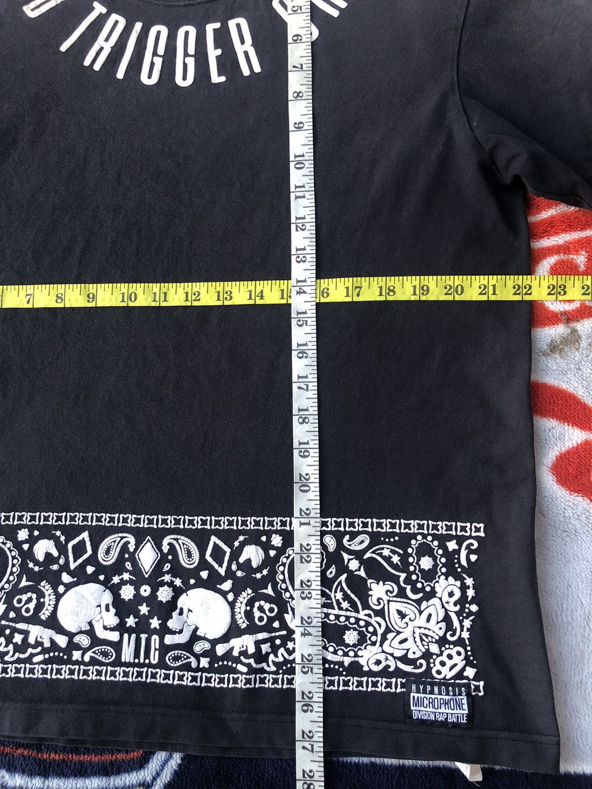 Vintage Vintage Mad Trigger Crew Design Shirt Tee Size US L / EU 52-54 / 3 - 14 Thumbnail