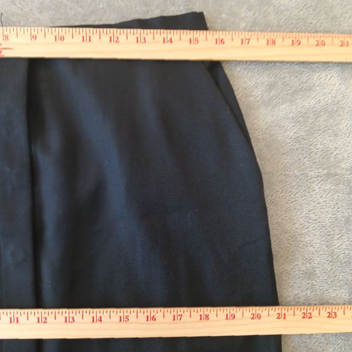 Brooks Brothers Brooks Brothers Skirt Black Wool Size 12 Knee Length Lined Button Front Pencil Women Regular Mid Length Size 34" / US 12 / IT 48 - 3 Thumbnail