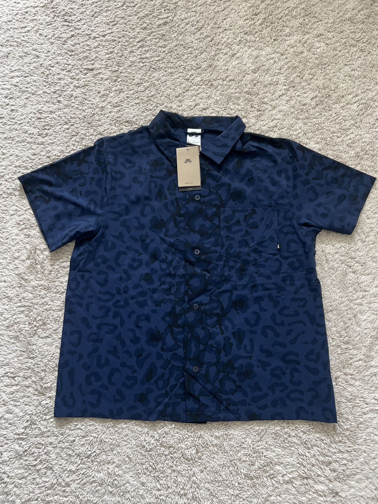 Nike Nike SB Print Bowler Short-Sleeve Button-Up Skate Shirt Size US M / EU 48-50 / 2 - 6 Thumbnail