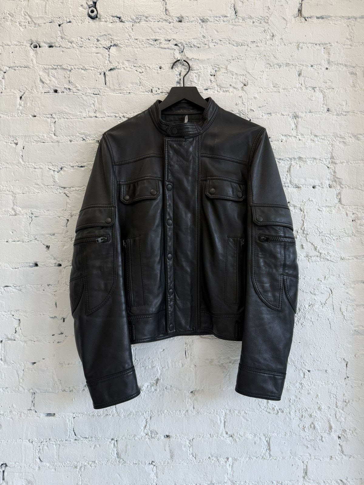 Dior × Hedi Slimane AW2007 “Navigate” shearling leather bondage