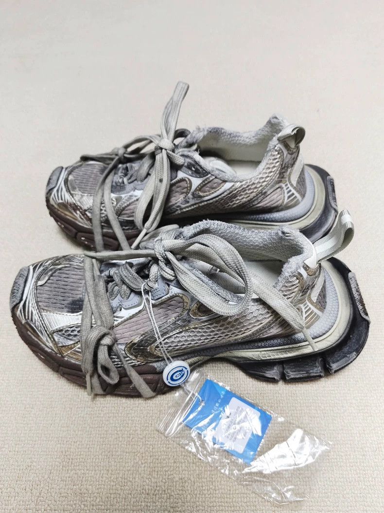 Balenciaga Balenciaga Mud-dyed low cut lace-upsMud-dyed low-cut lace-u Size US 5 / EU 37 - 1 Thumbnail