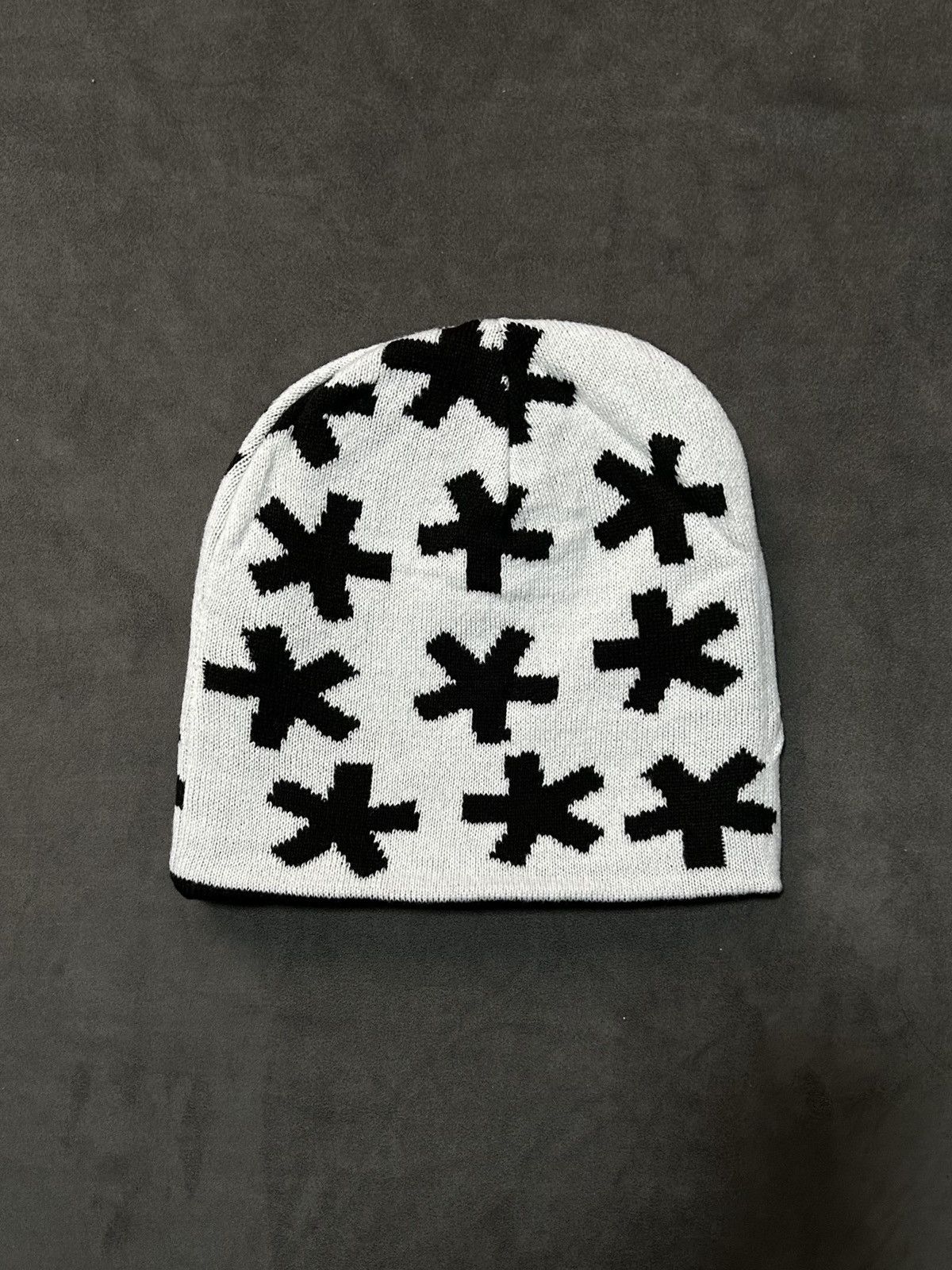 Ken Carson Ken Carson Type* No Cuff Knit Reversible Black Beanie Hats Size ONE SIZE - 7 Thumbnail