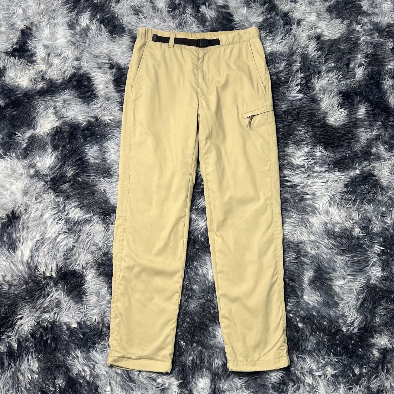 Uniqlo Uniqlo Heattech Outdoor Cargo Pants Size US 30 / EU 46 - 1 Thumbnail