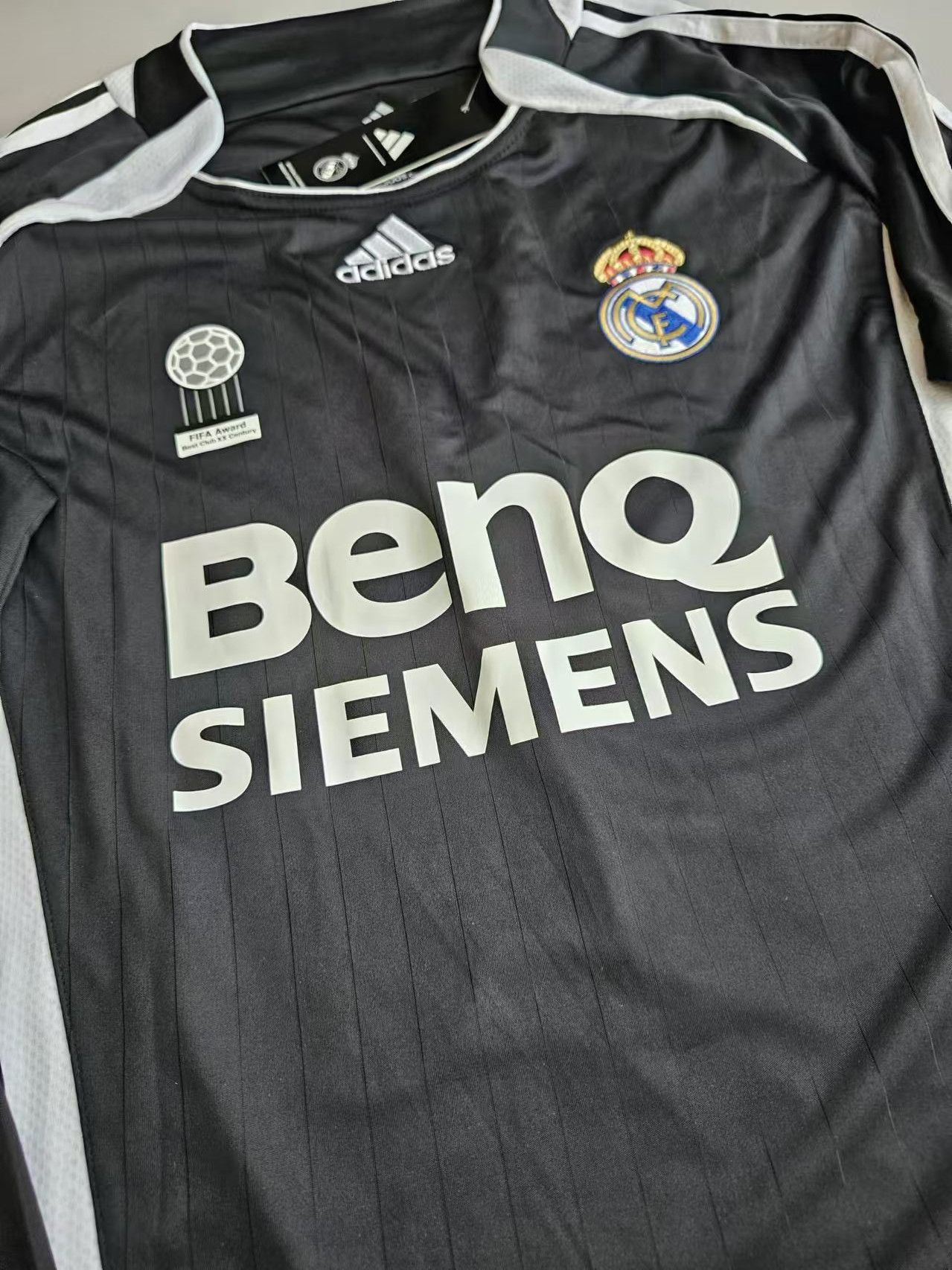 Other 2006 07 Real Madrid #23 David Beckham Jersey Size US L / EU 52-54 / 3 - 3 Thumbnail