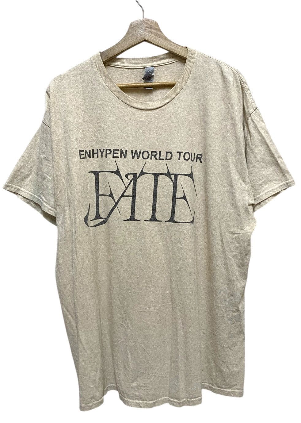 Band Tees Enhypen World Tour Crewneck Tee Size US XL / EU 56 / 4 - 1 Thumbnail