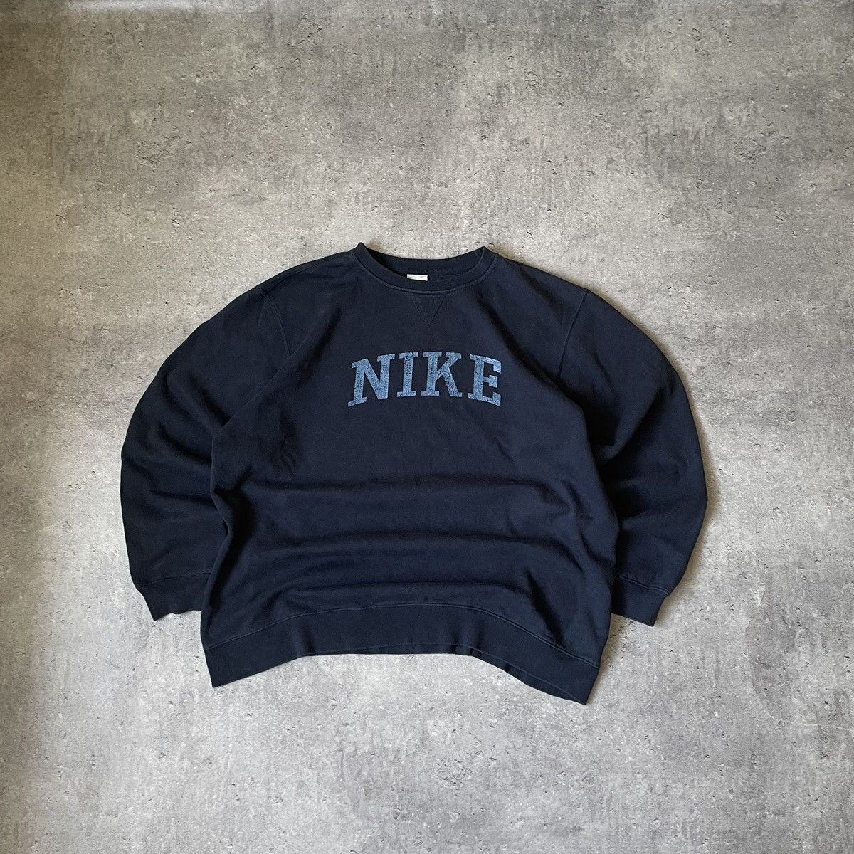 Nike × Vintage Vintage Nike 90s Centr Faded Logo Sweatshirt Size US XL / EU 56 / 4 - 1 Thumbnail