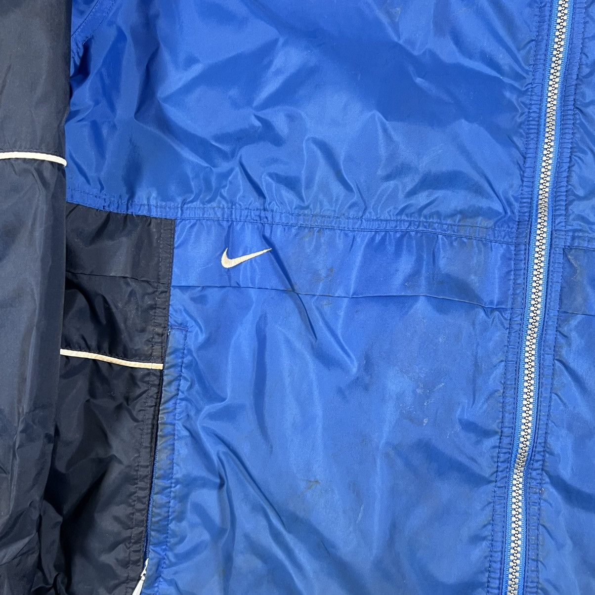 Nike Vintage Nike Jacket XL Blue Windbreaker Lightweight Track Size US XL / EU 56 / 4 - 3 Thumbnail