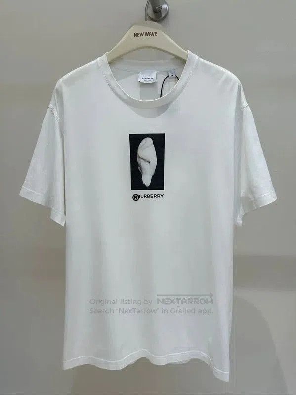 Burberry Burberry Short Sleeve Cotton Graphic Tee. Size US XS / EU 42 / 0 - 1 Thumbnail