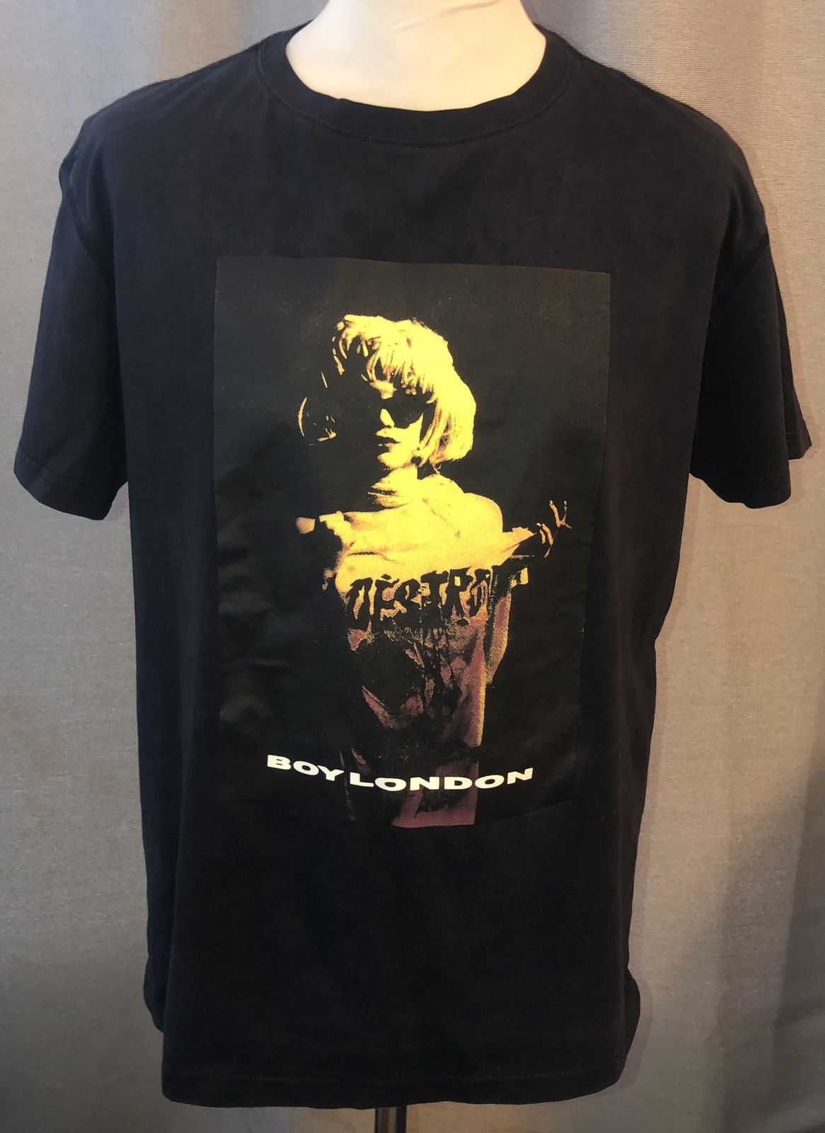Boy London BOY London - T-Shirt - Black - Medium - Very Good Condition Size M / US 6-8 / IT 42-44 - 1 Thumbnail