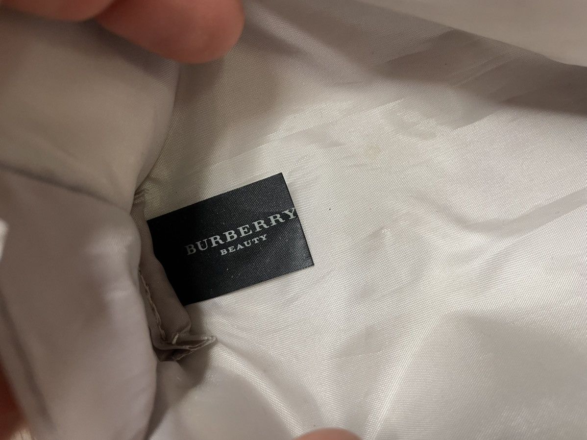 Burberry Burberry Beauty Cosmetic Bag Size ONE SIZE - 8 Thumbnail