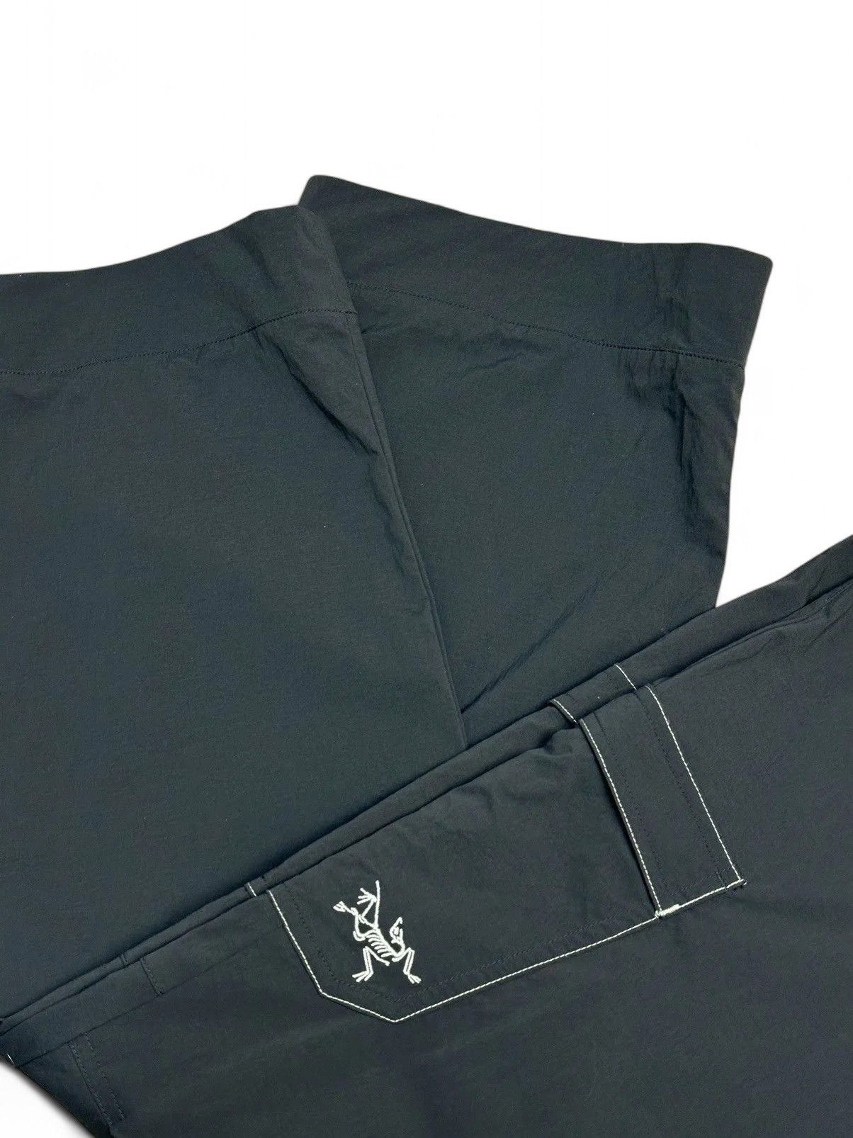 Arc'teryx Vintage Arc’teryx Tech Shell Cargo Pants Outdoor Hiking Gray Size 28" / US 6 / IT 42 - 14 Thumbnail