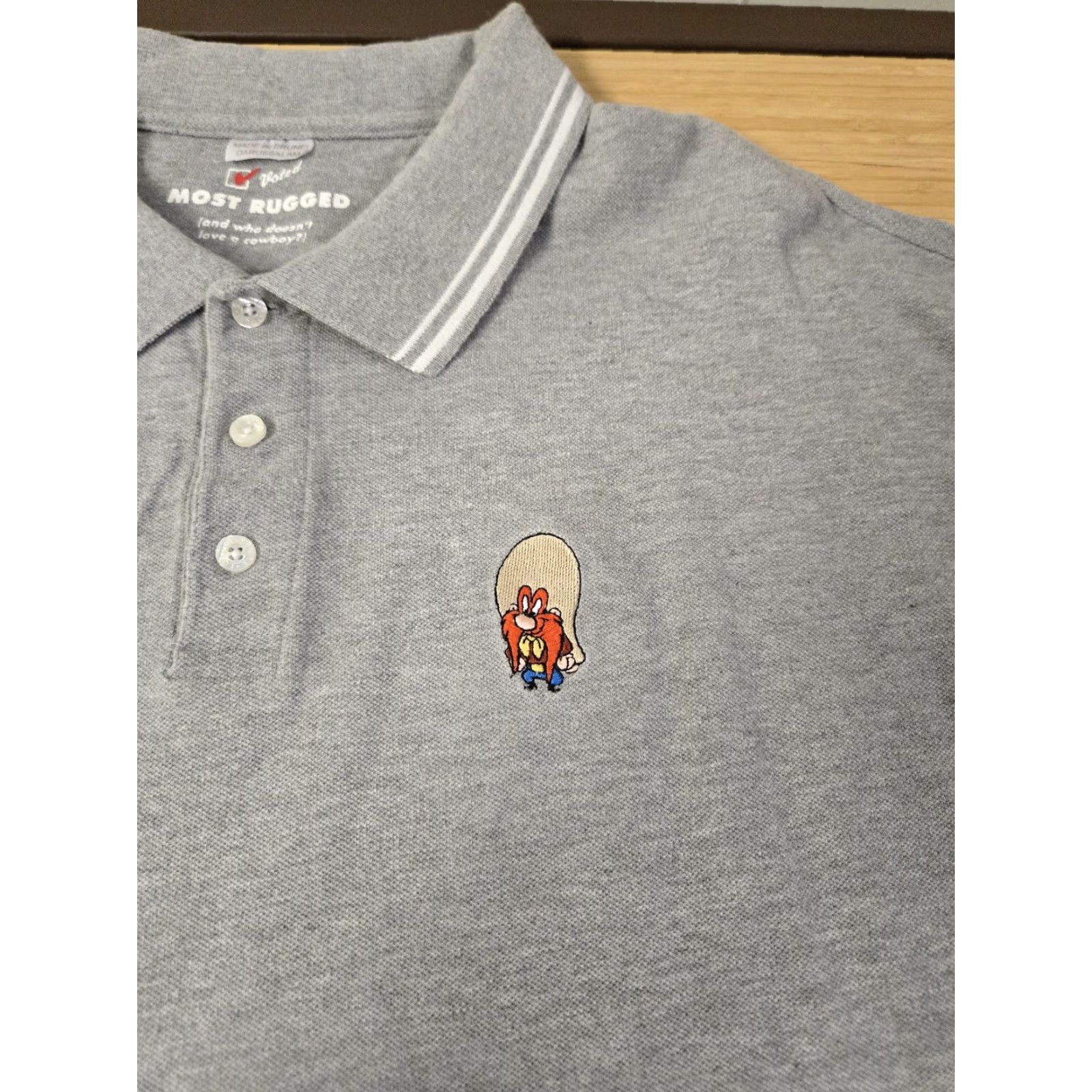 Vintage Warner Bros Polo Shirt Mens 2XL Gray Embroidered Yosemite Sam Cowboy Most Rugged Polo Shirt 2XL Mens Size US XXL / EU 58 / 5 - 2 Thumbnail