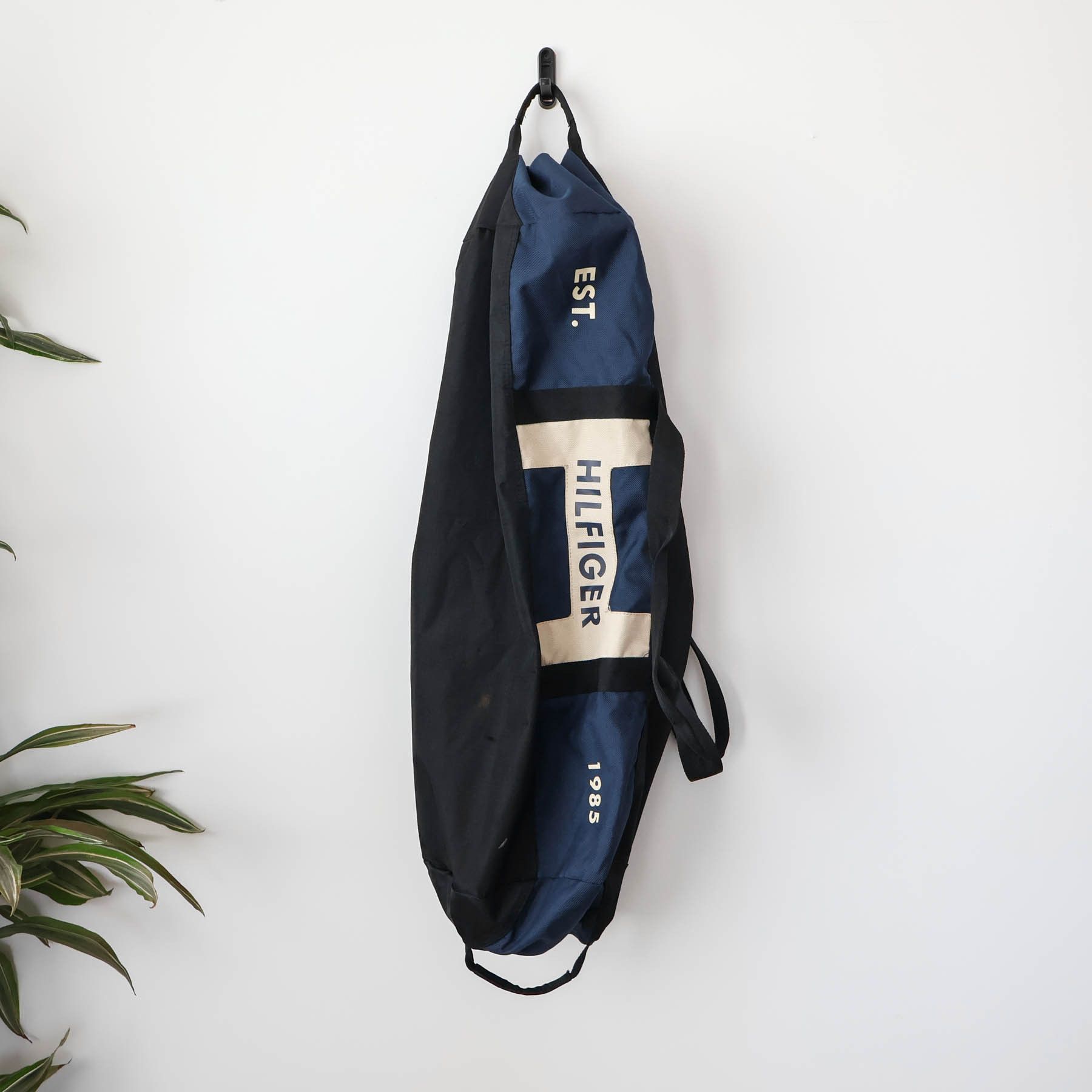 Vintage Vintage Y2K Tommy Hilfiger Extra Large Sailing Duffle Bag Size ONE SIZE - 7 Thumbnail
