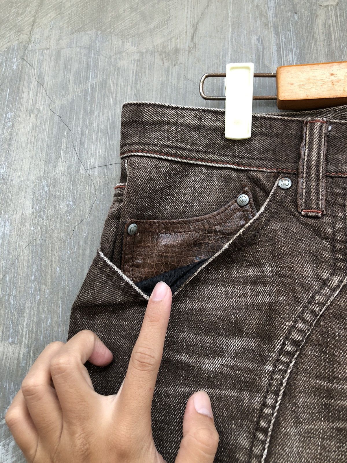 Japanese Brand × Le Grande Bleu (L.G.B.) THRASHED💥 Nicole Club For Men Washed Denim Size US 32 / EU 48 - 6 Thumbnail