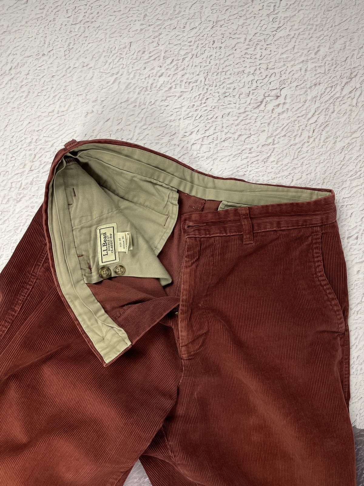 L.L. Bean L.L. Bean vintage corduroy burgundy casual pants Size US 34 / EU 50 - 2 Thumbnail
