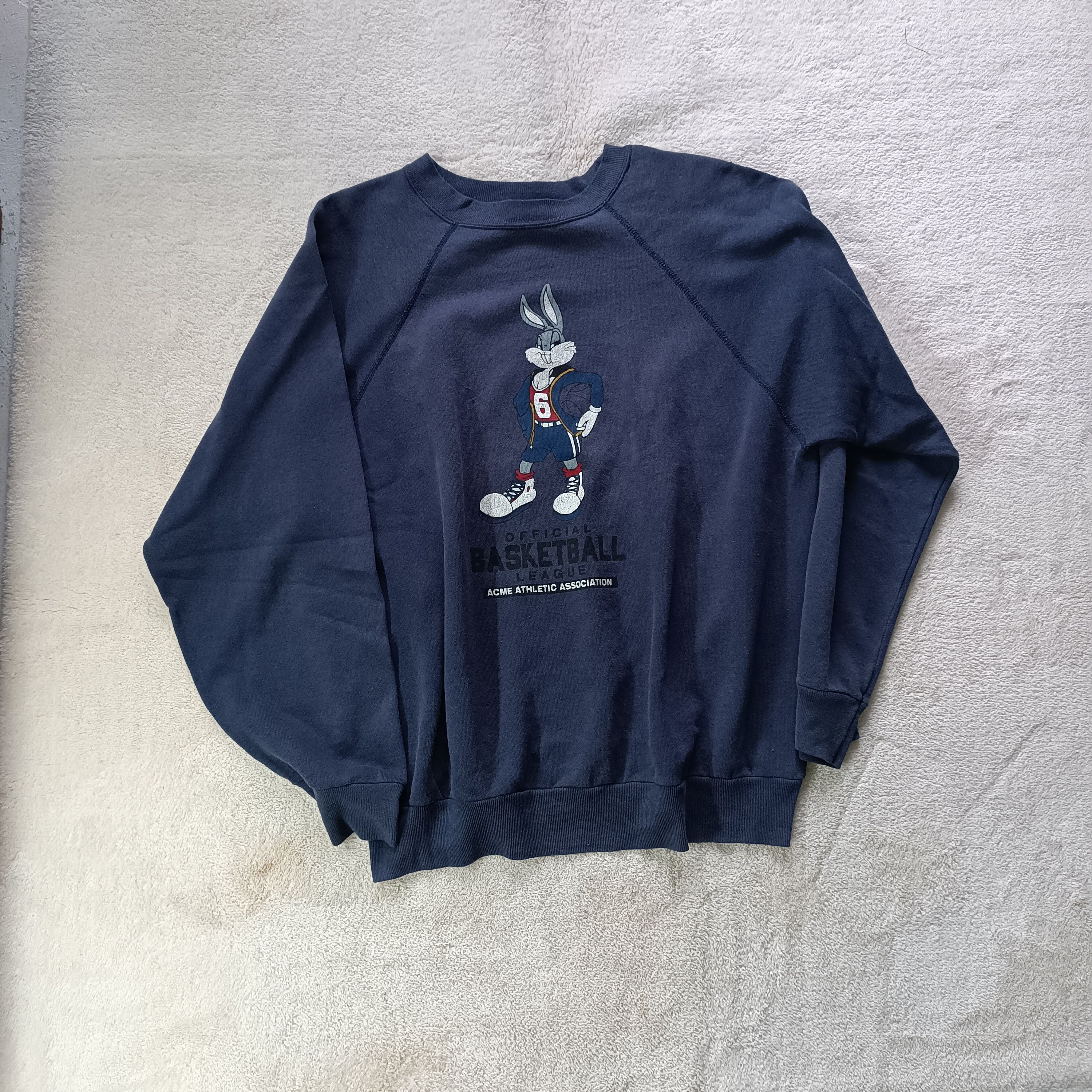Vintage 90s Bugs Bunny Basketball Crewneck Sweatshirt