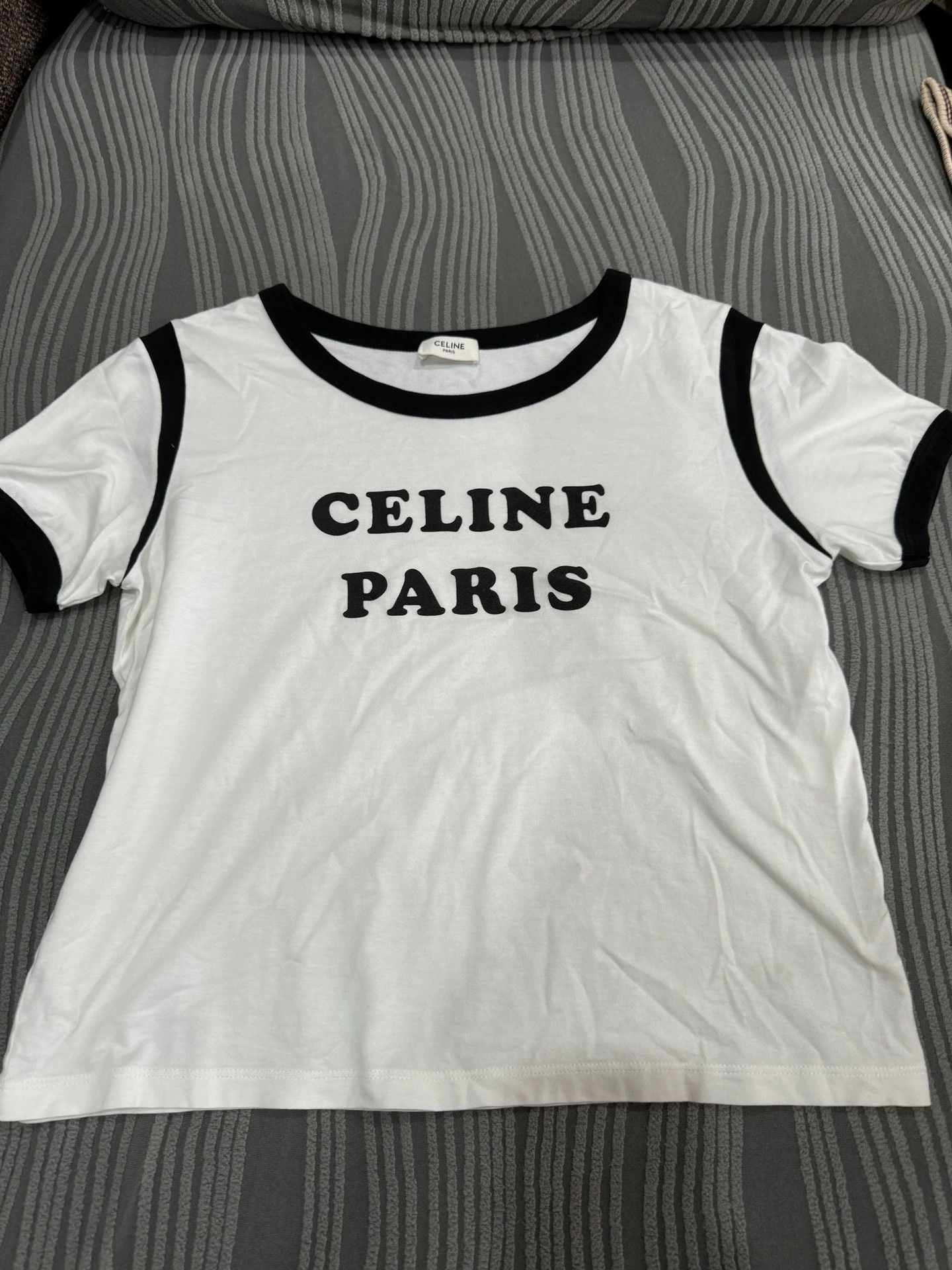 Celine Celine Short Sleeve Authentic Tee Size S Size S / US 4 / IT 40 - 1 Thumbnail