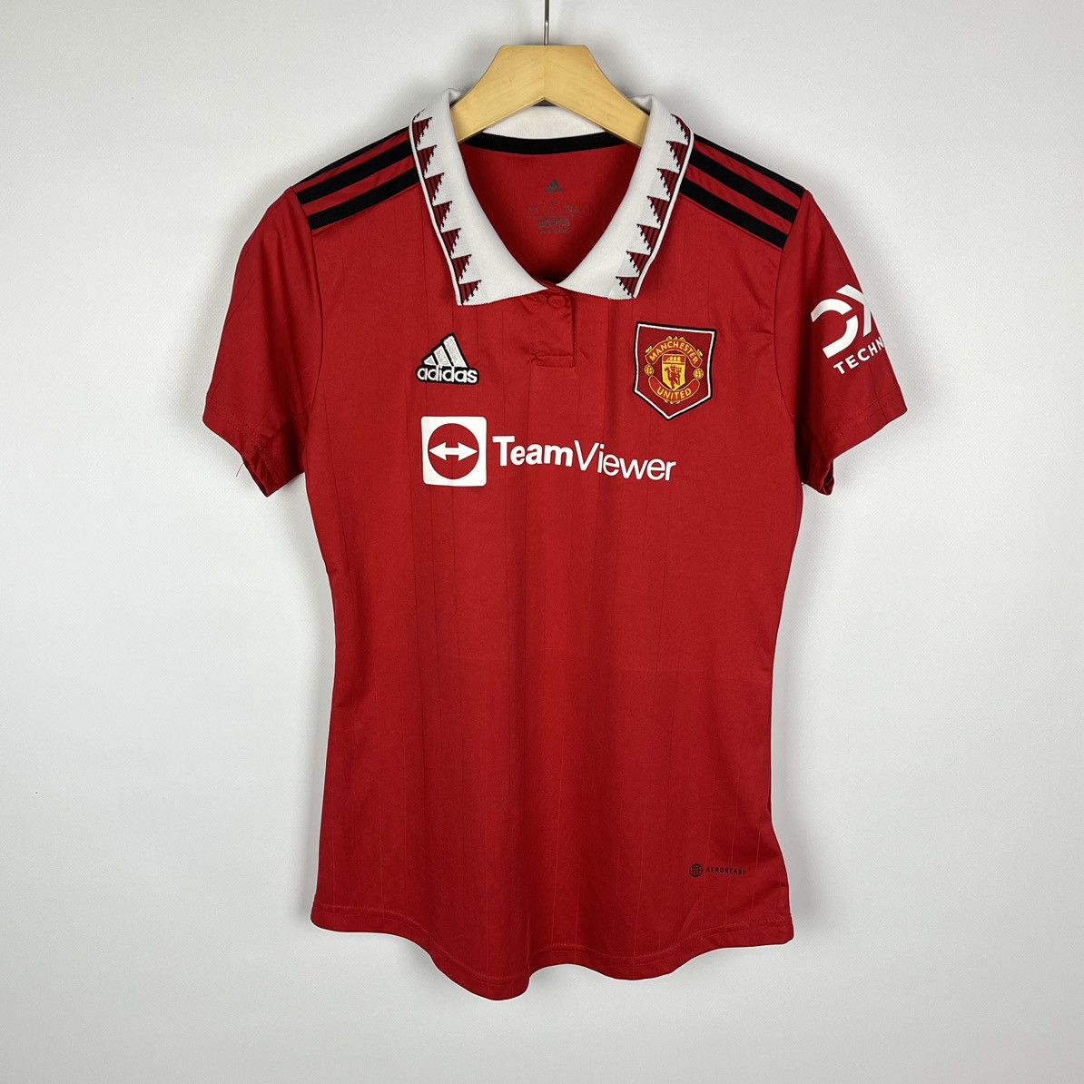 Adidas Adidas Manchester United 22/23 Soccer Jersey Polo Home Kit Size L / US 10 / IT 46 - 1 Thumbnail