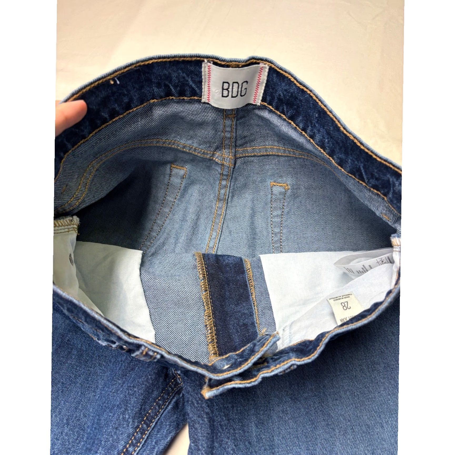 Bdg BDG Cowboy Jeans Denim Dark Wash High Rise Wide-Leg Distressed 28X30 Womens 5-Pocket Belt Leather Patch 100% Cotton Jeans | Cowboy, 90s Size 28" / US 6 / IT 42 - 5 Thumbnail