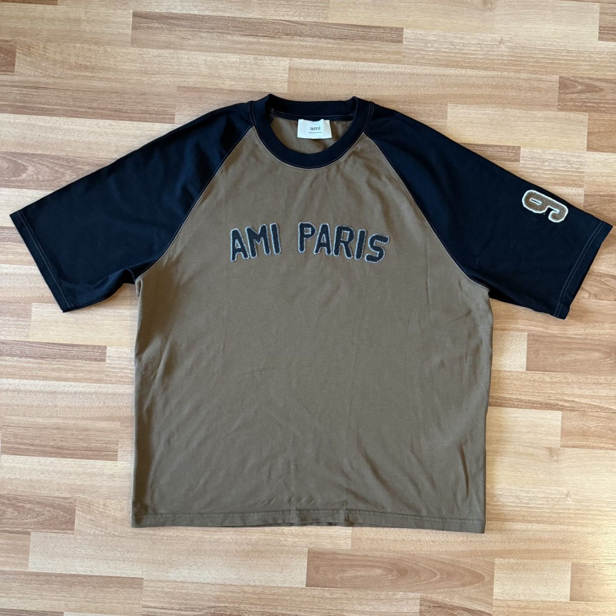 AMI AMI Paris Relaxed Fit T-Shirt Size US L / EU 52-54 / 3 - 1 Thumbnail