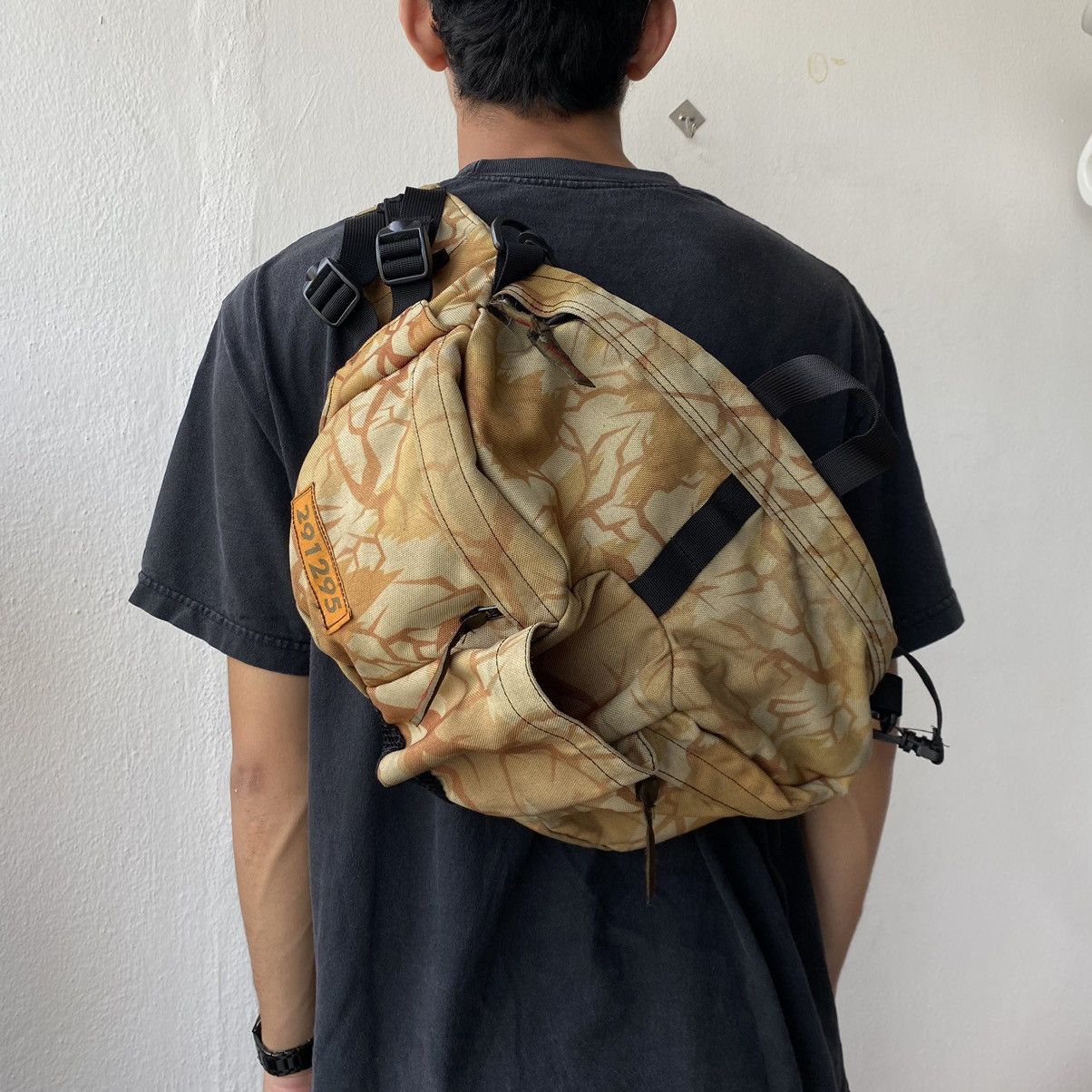 If Six Was Nine 291295 Homme 2-Way Crossbody Waist Bag Size ONE SIZE - 11 Thumbnail