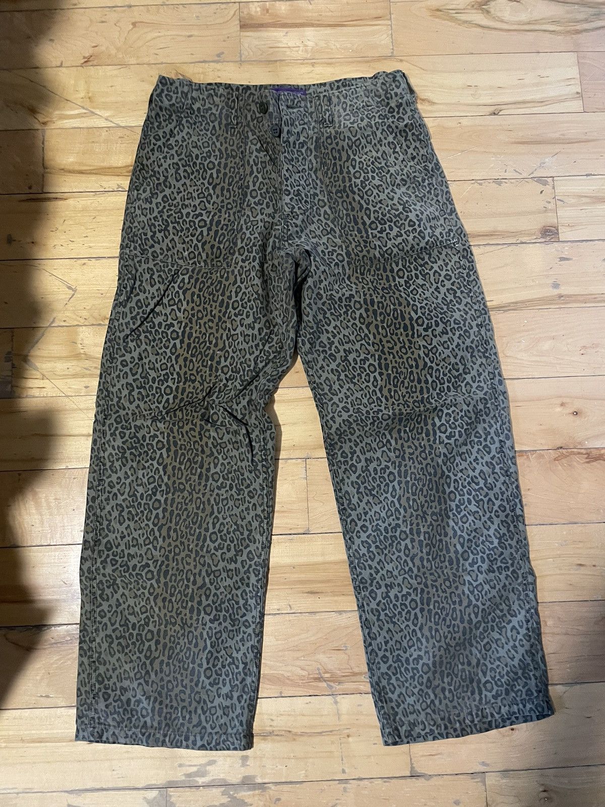 image of Nepenthes New York x Vintage Nepenthes Cheetah Print Casual Pants in Green, Men's (Size 30)